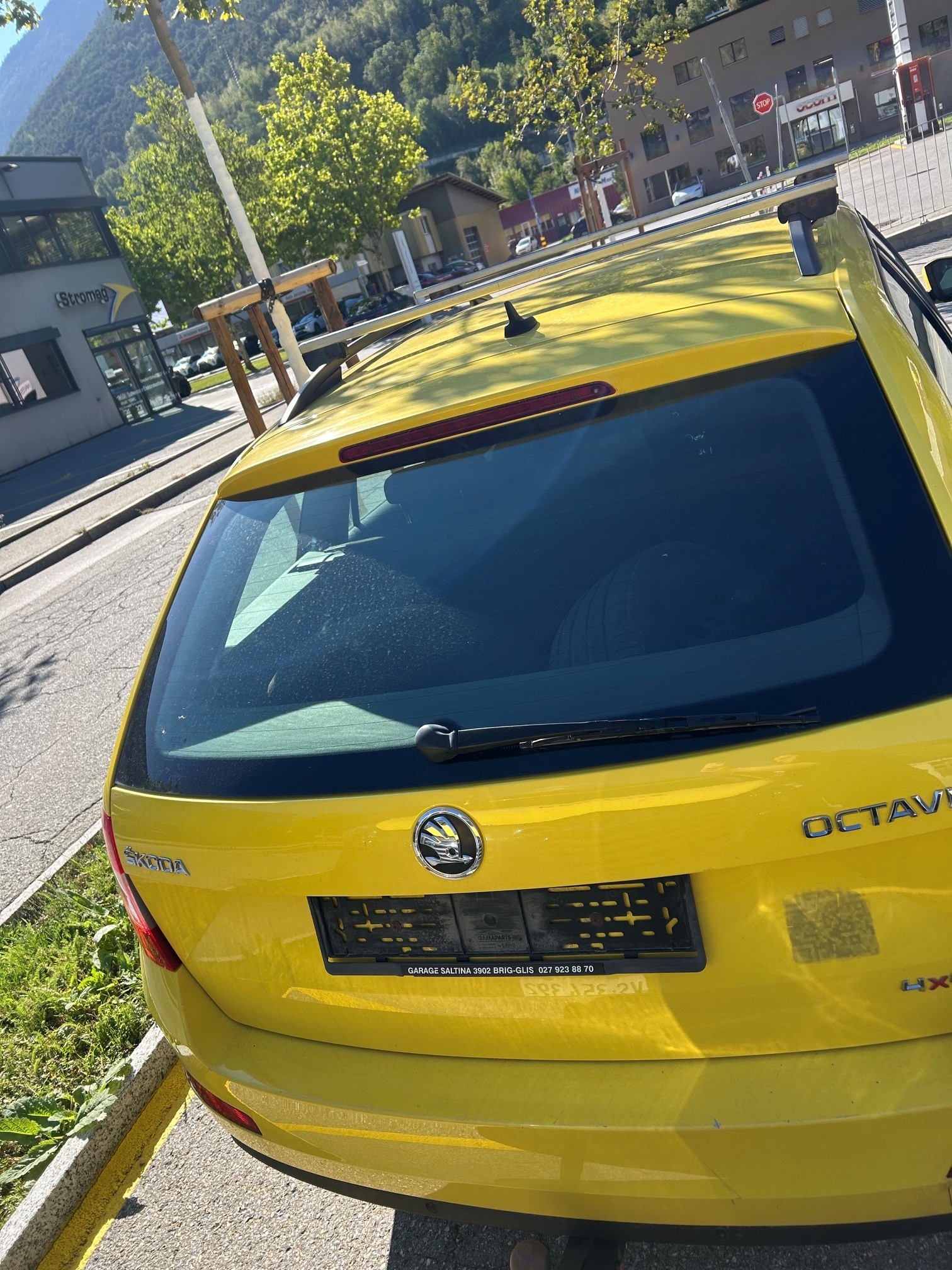 SKODA OCTAVIA-image-1