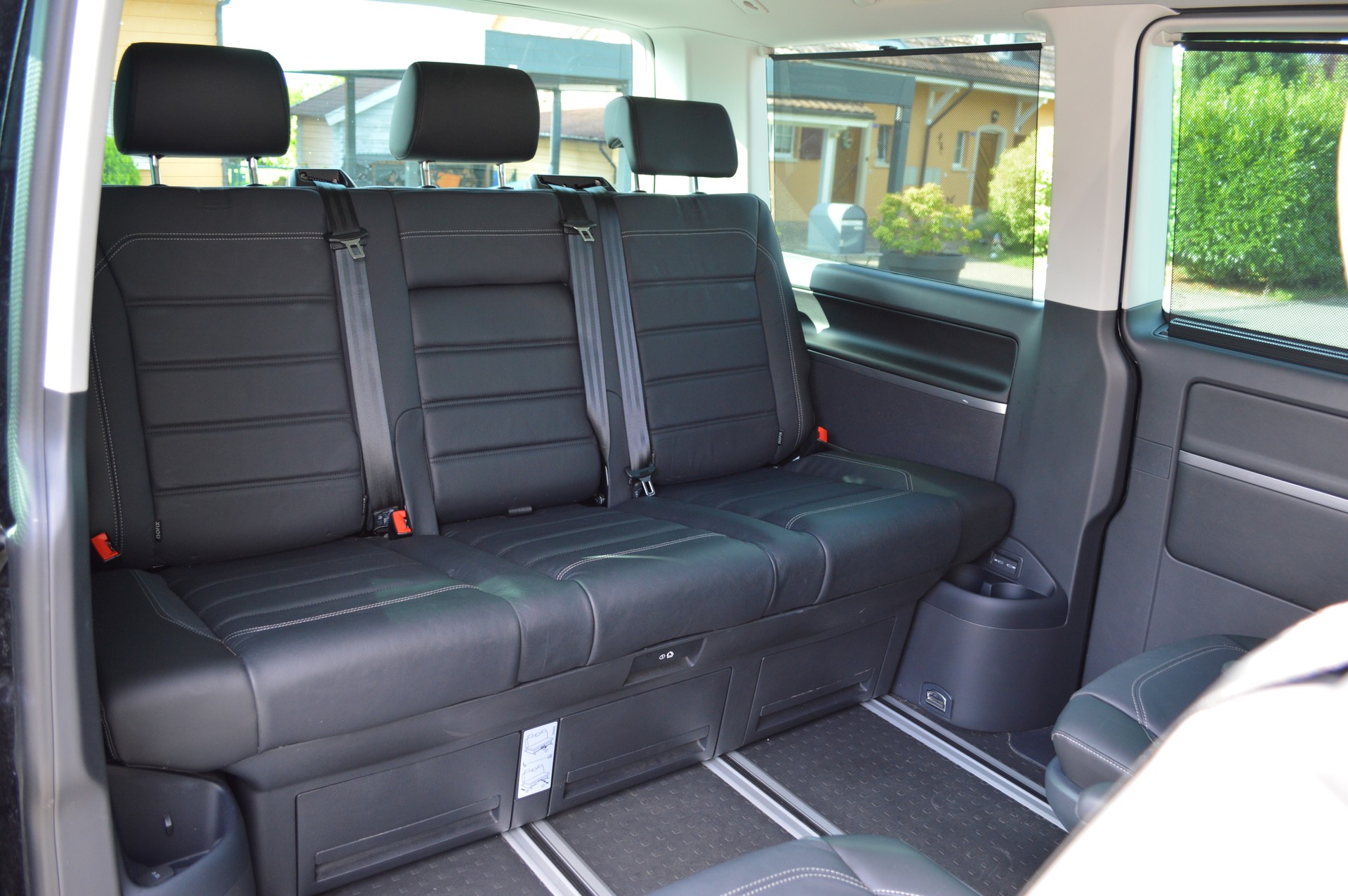 VW T6.1 Multivan 2.0 Bi-TDI Highline 4Motion DSG-image-21