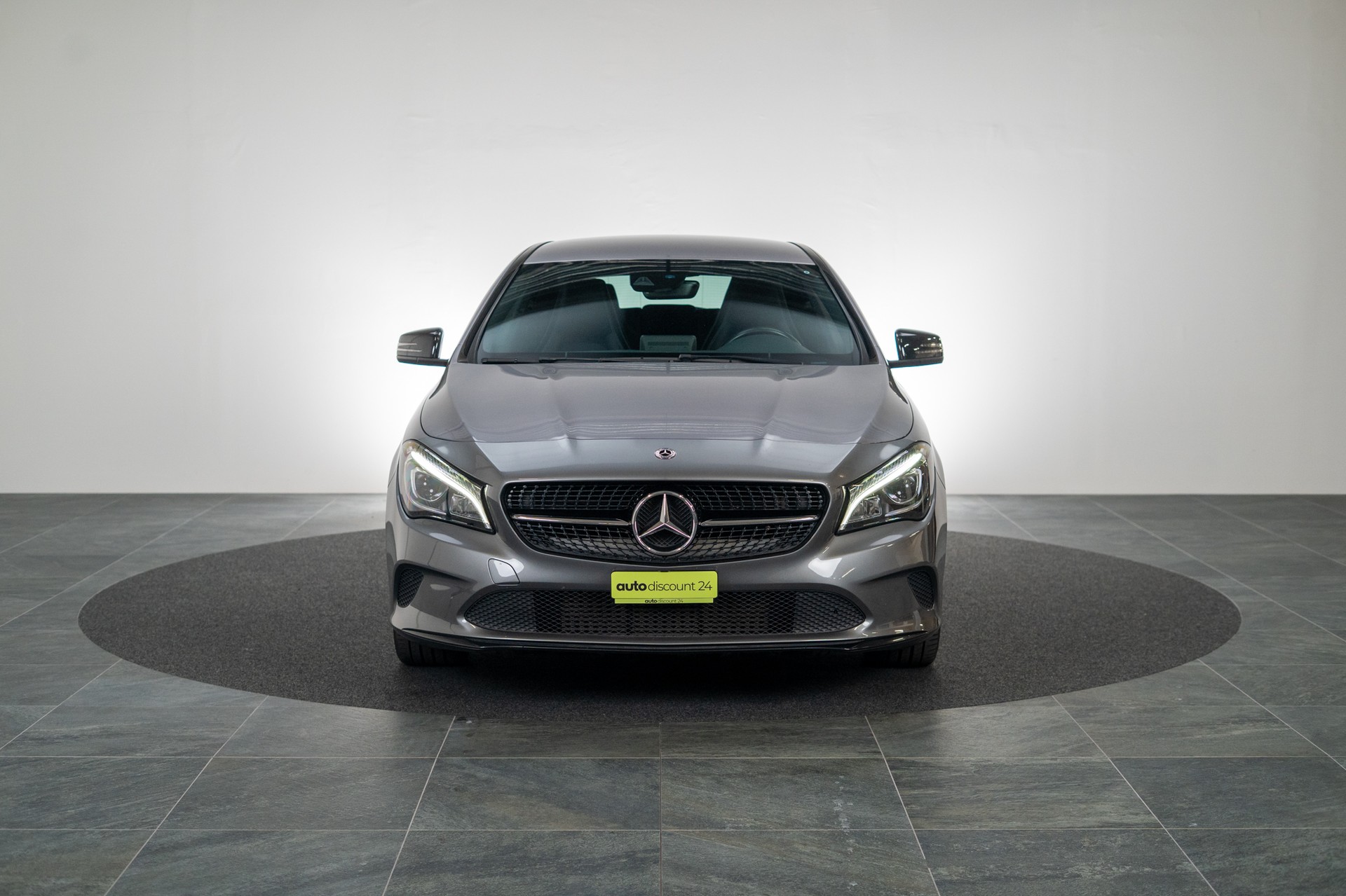 MERCEDES-BENZ CLA 250 Urban Shooting Brake / CH-Fahrzeug / Rückfahrkamera / el.Heckklappe-showroom-element-1