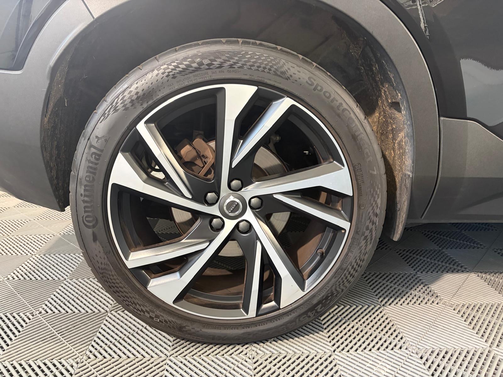VOLVO XC40 T5 TwE R-Design DCT - Toit ouvrant - Caméra 360-image-26