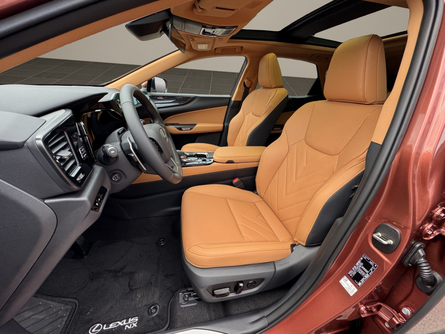LEXUS NX 450h+ Comfort-image-9