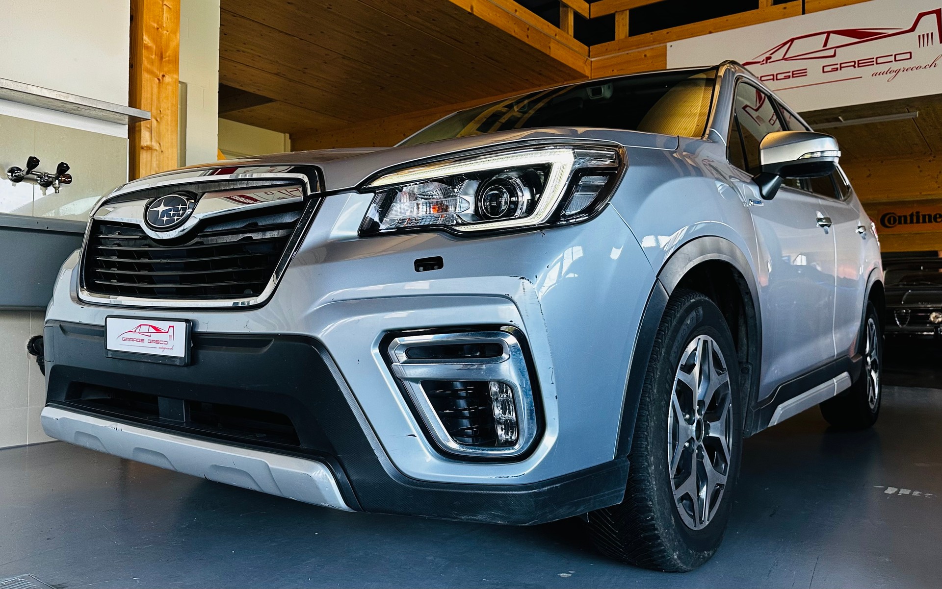 SUBARU Forester 2.0i e-Boxer Advantage Lineartronic-image-2