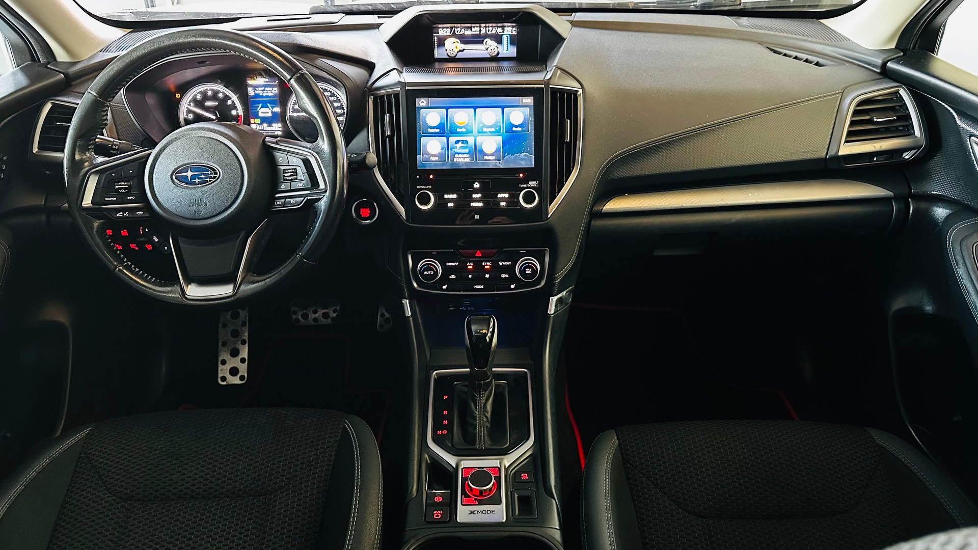 SUBARU Forester 2.0i e-Boxer Advantage Lineartronic-image-11