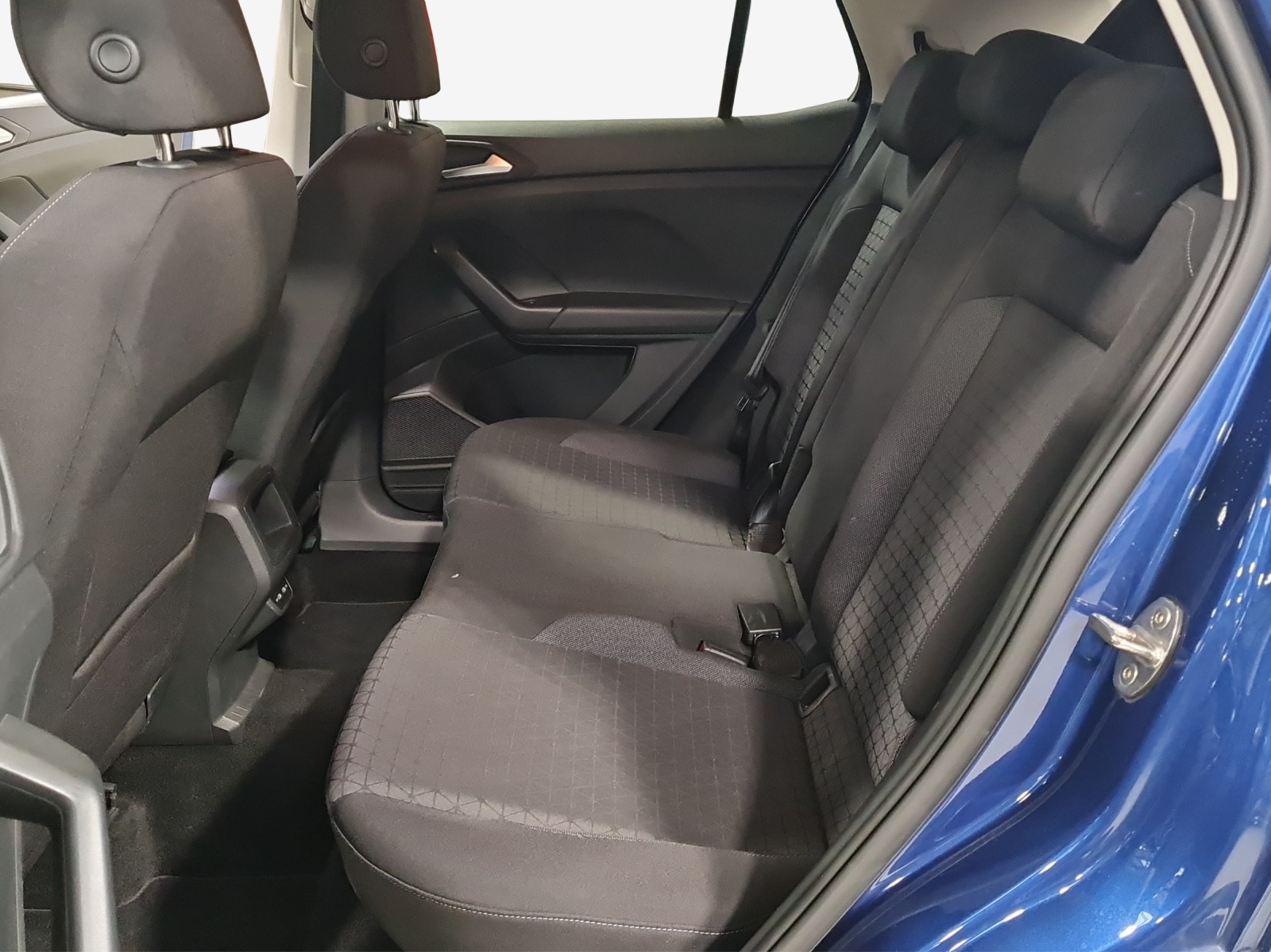 VW T-Cross 1.0 TSI Life DSG-image-11