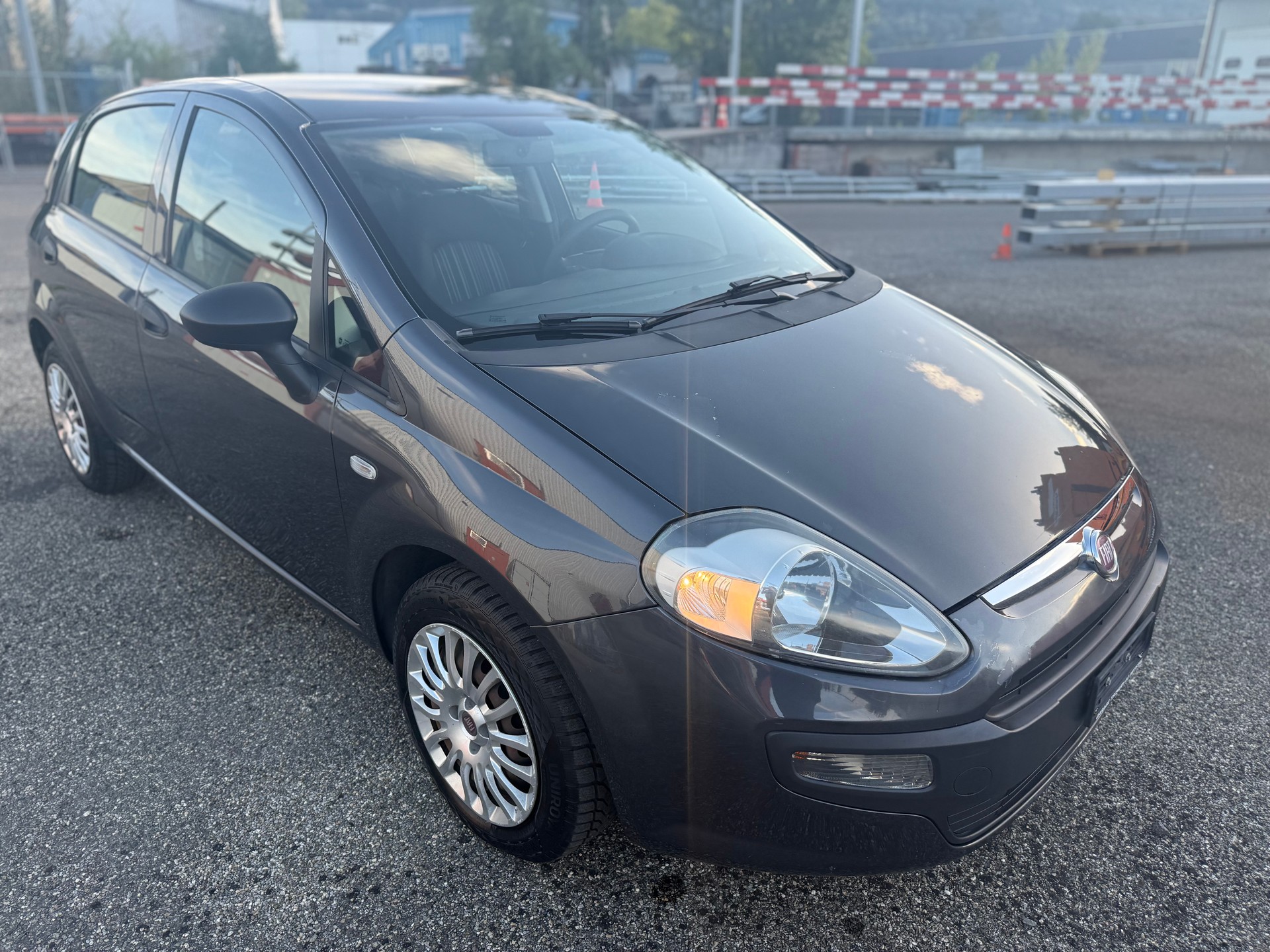 FIAT Punto Evo 1.4 MyLife-image-1