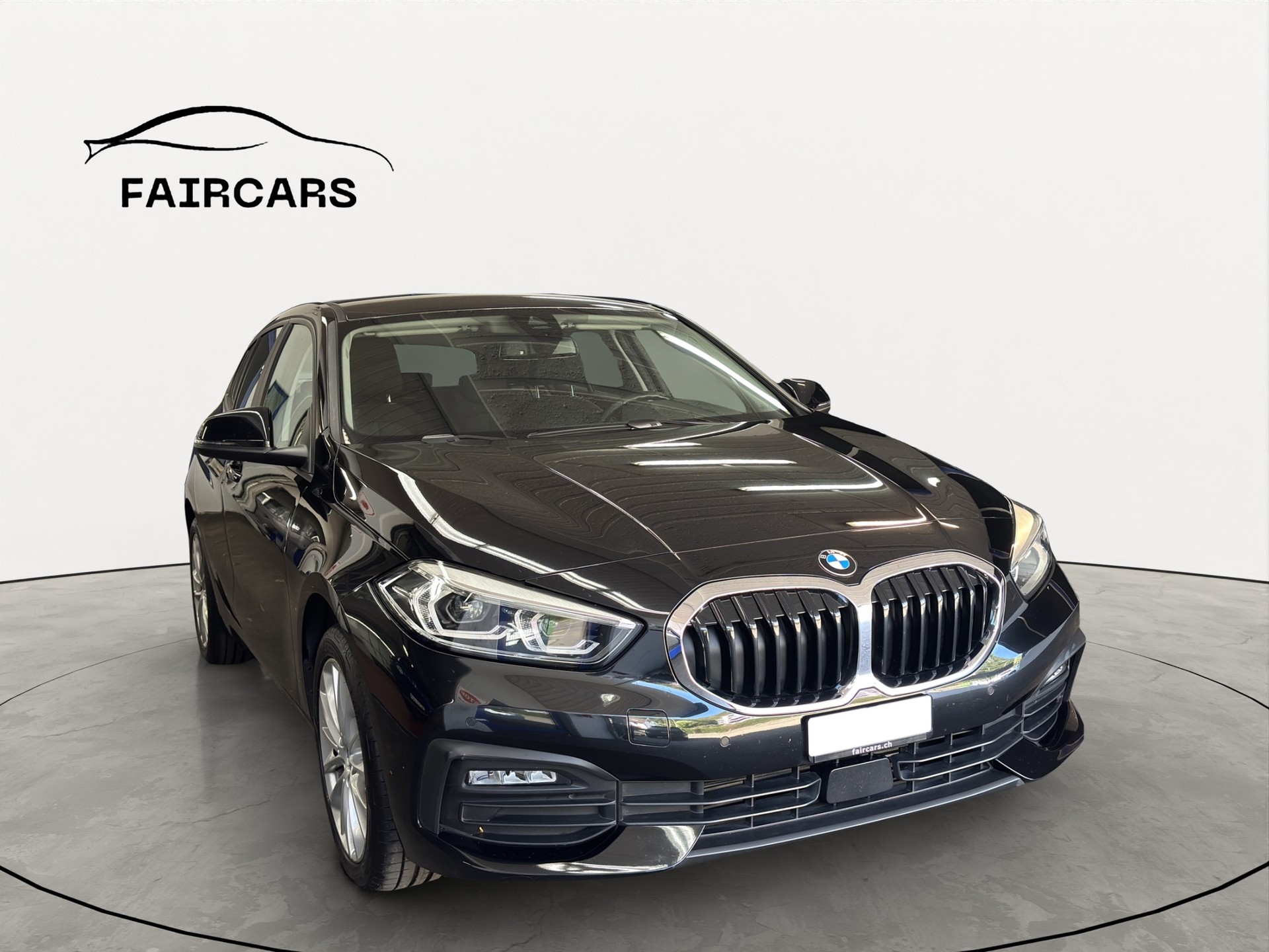 BMW 118i Steptronic-image-7