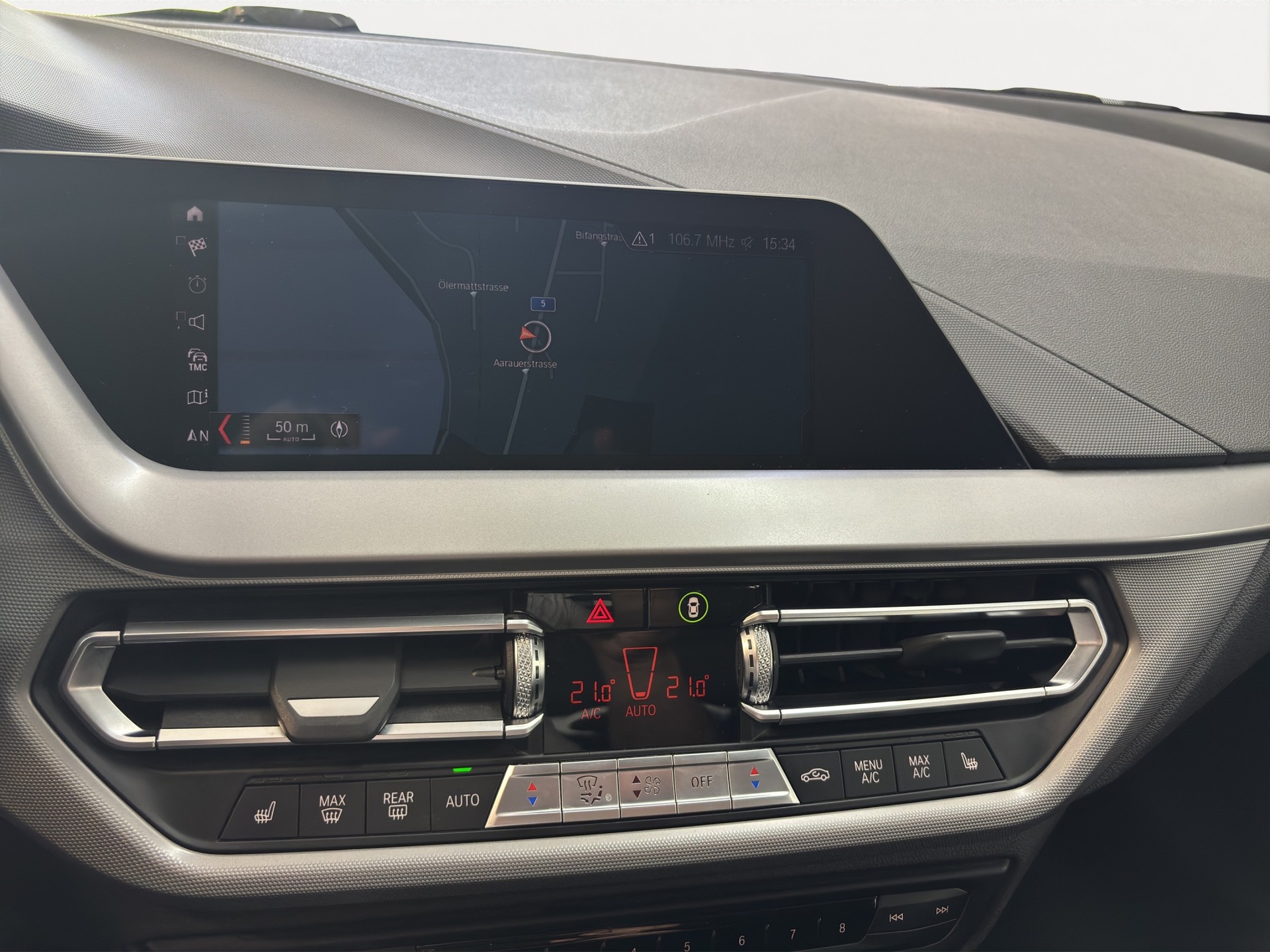 BMW 118i Steptronic-image-13