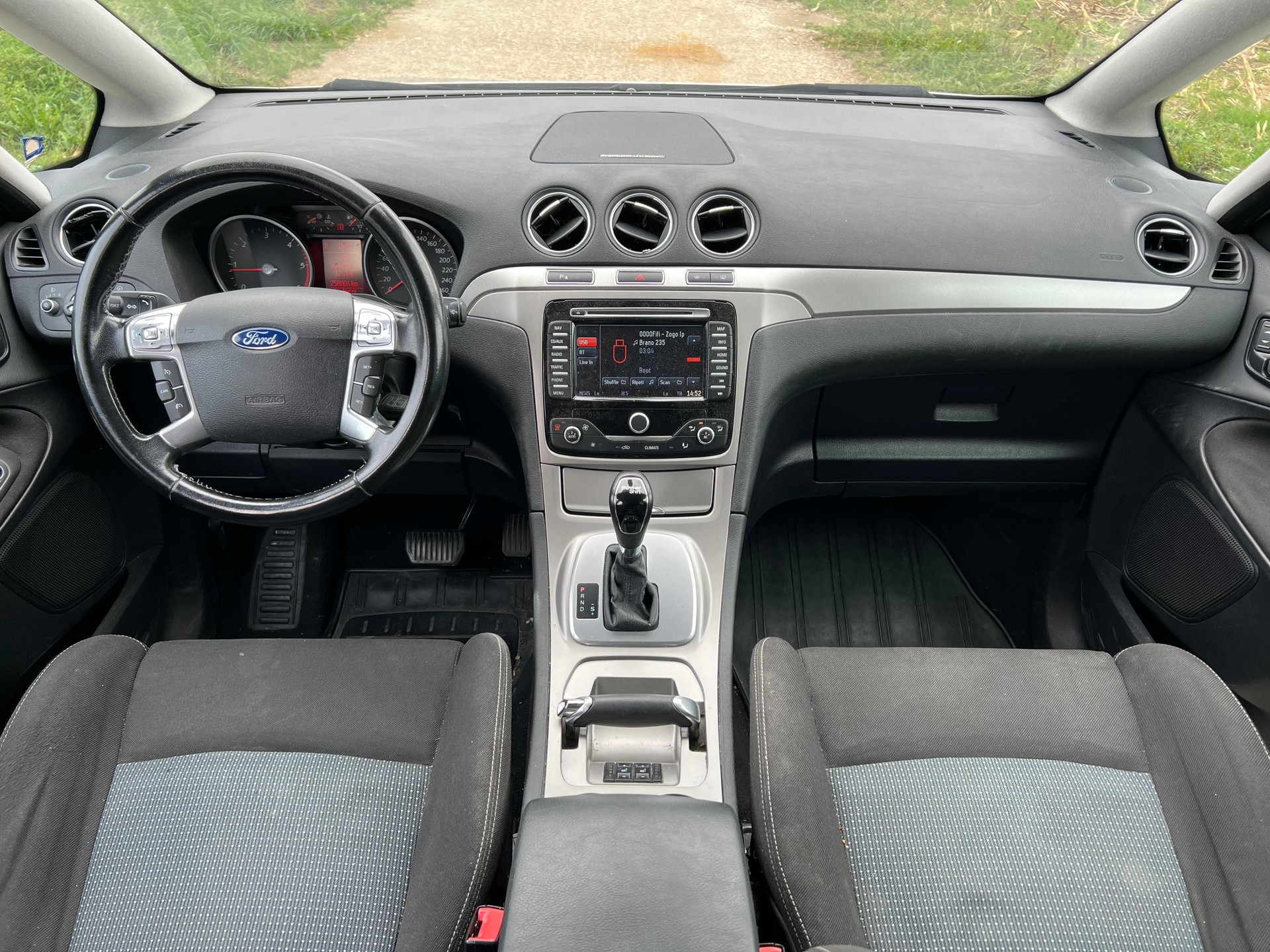 FORD S-Max 2.0 TDCi Titanium PowerShift-image-9
