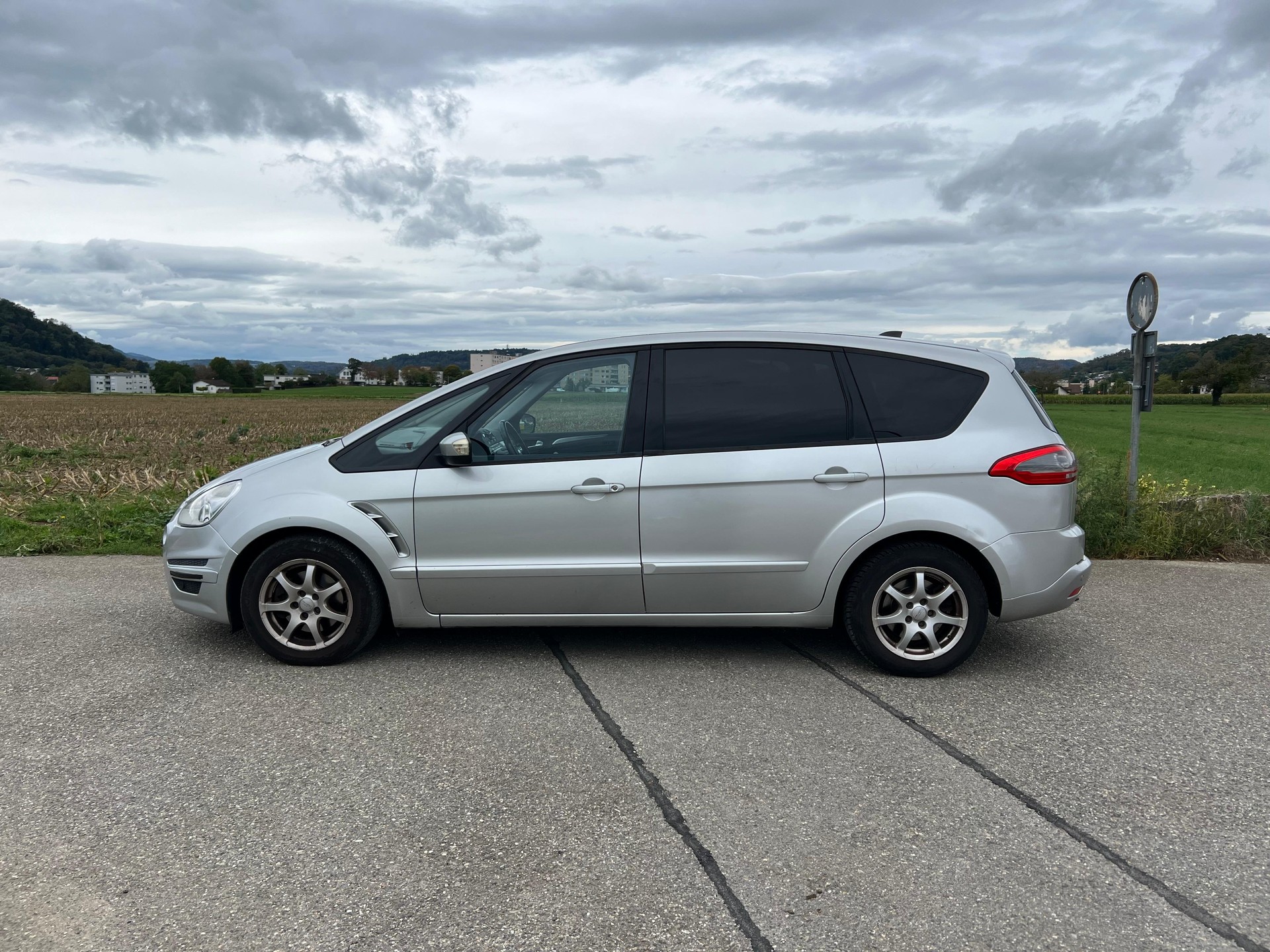 FORD S-Max 2.0 TDCi Titanium PowerShift-image-1