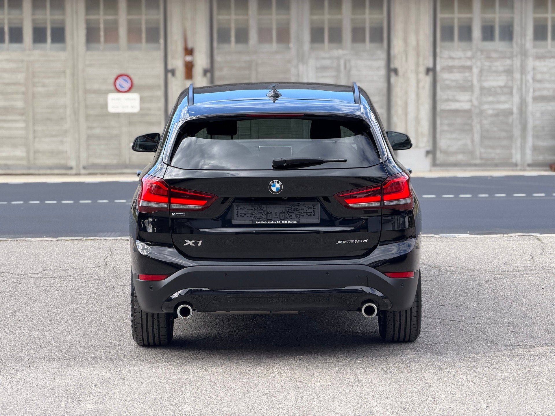 BMW X1 xDrive 18d Essential Edition Steptronic-image-5
