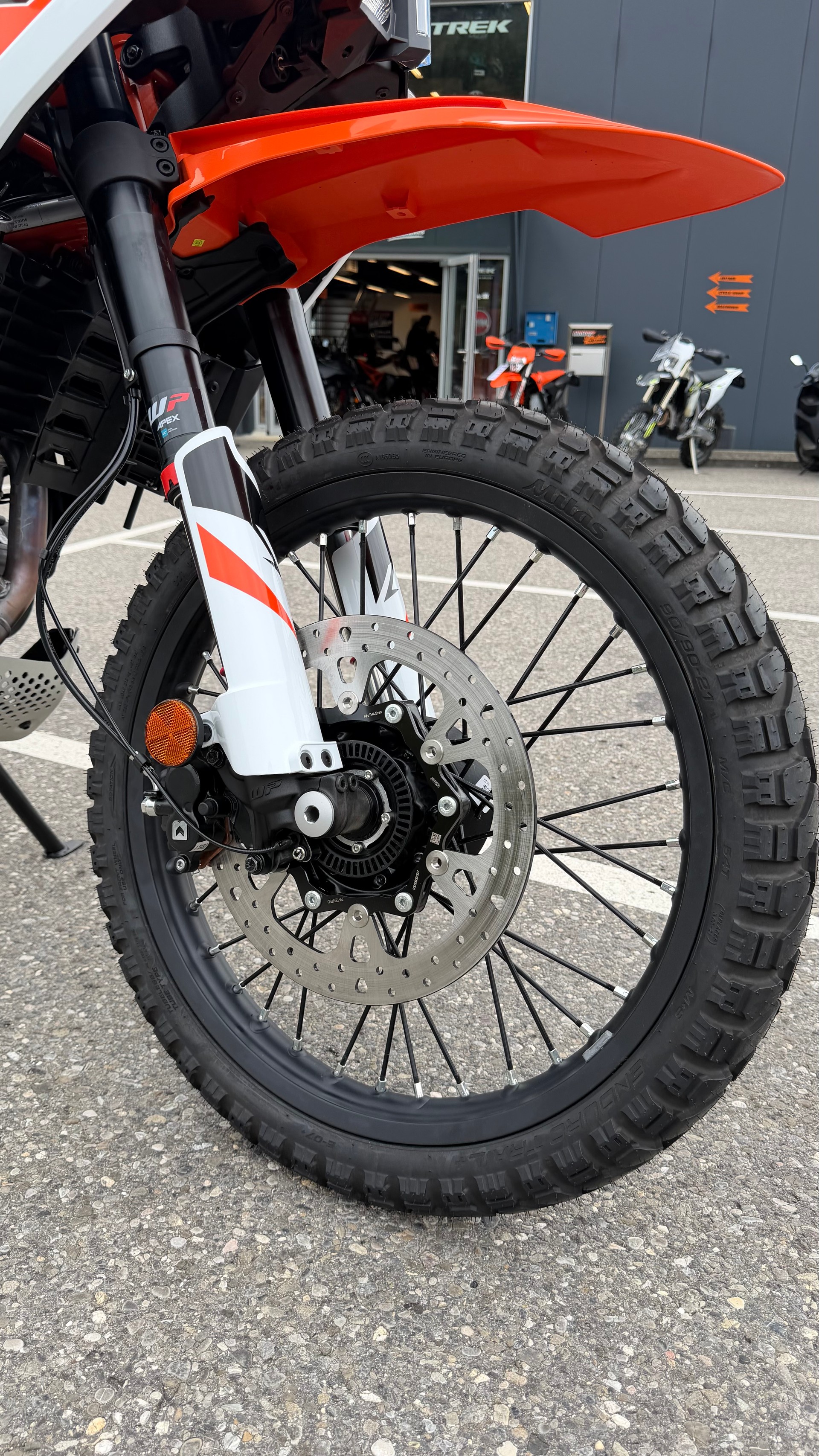 KTM 390 Adventure R-showroom-element-3
