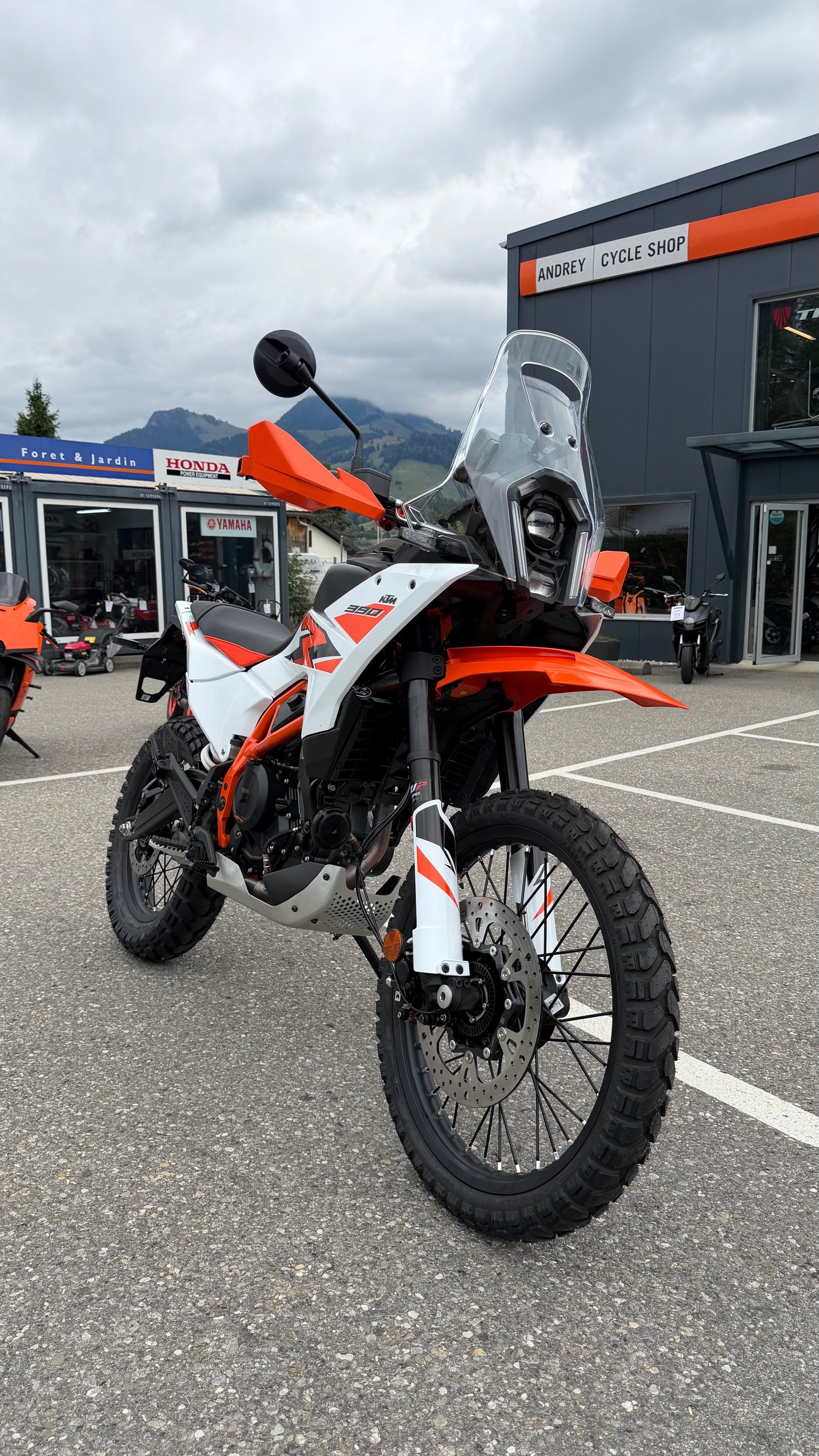KTM 390 Adventure R