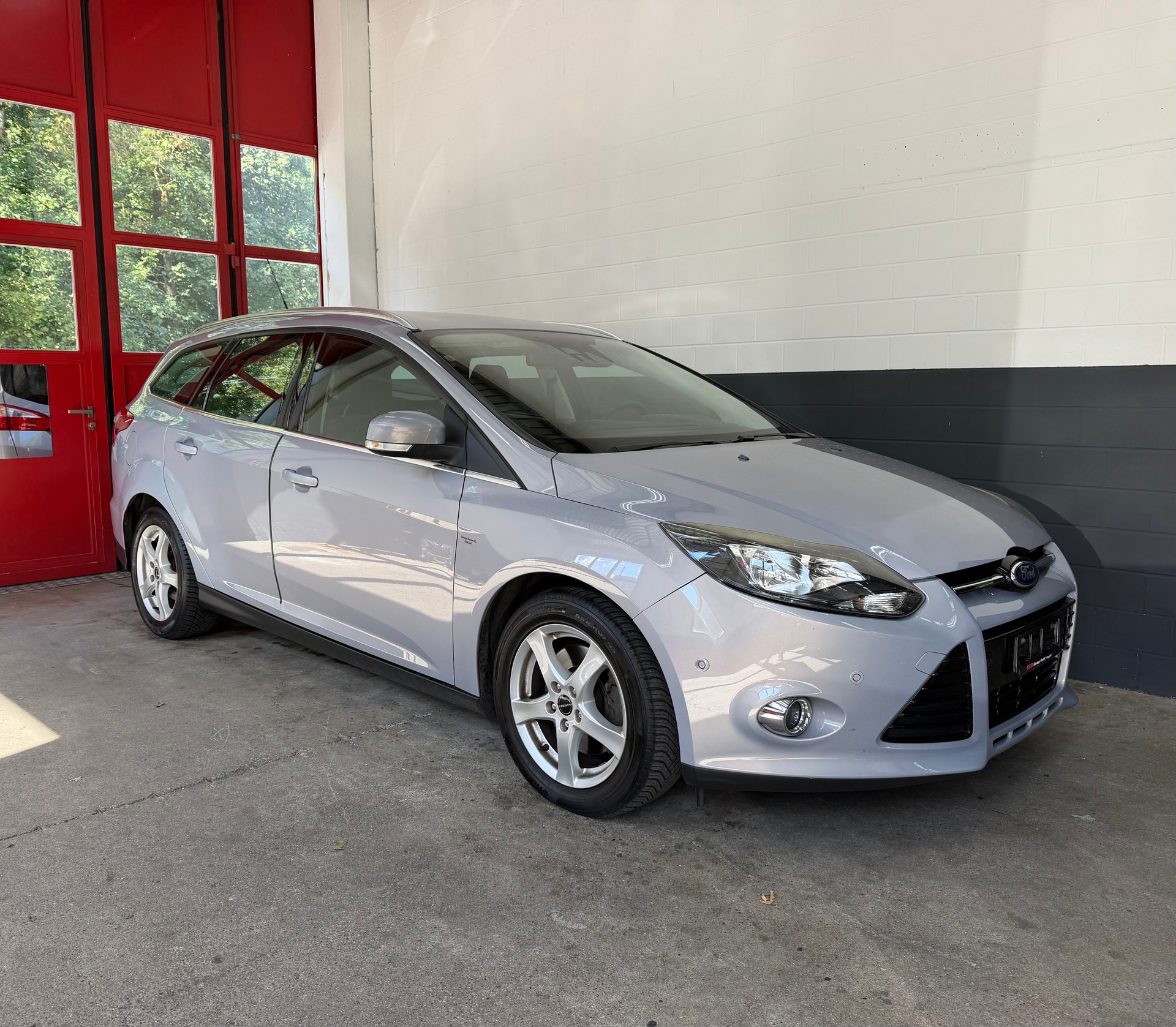FORD Focus 1.6 SCTi Titanium //NEU AB MFK!-image-0