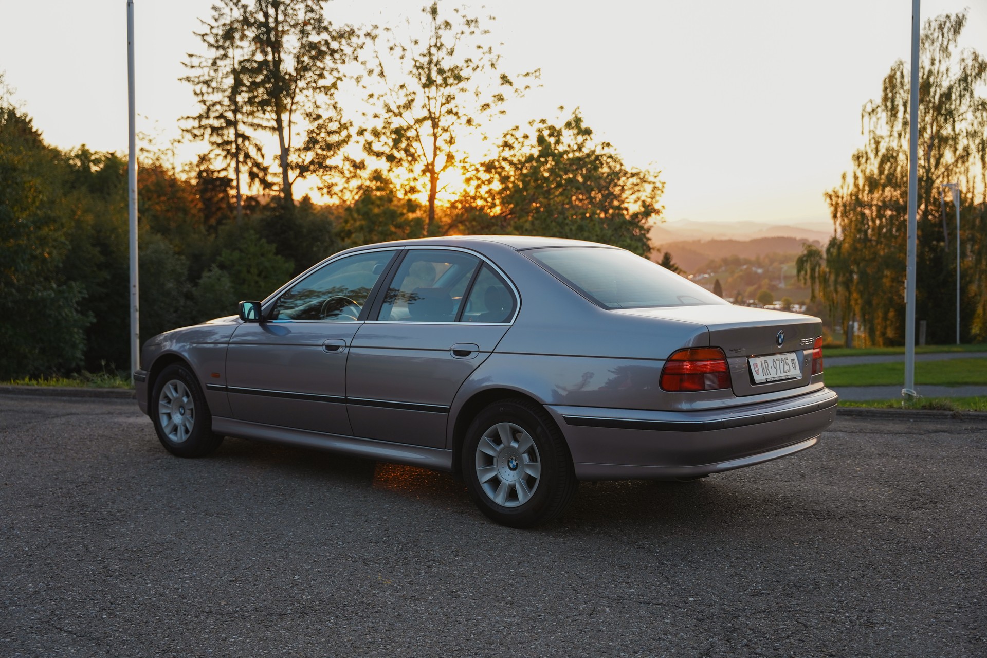BMW 523i 24V ABS dAiB-image-1