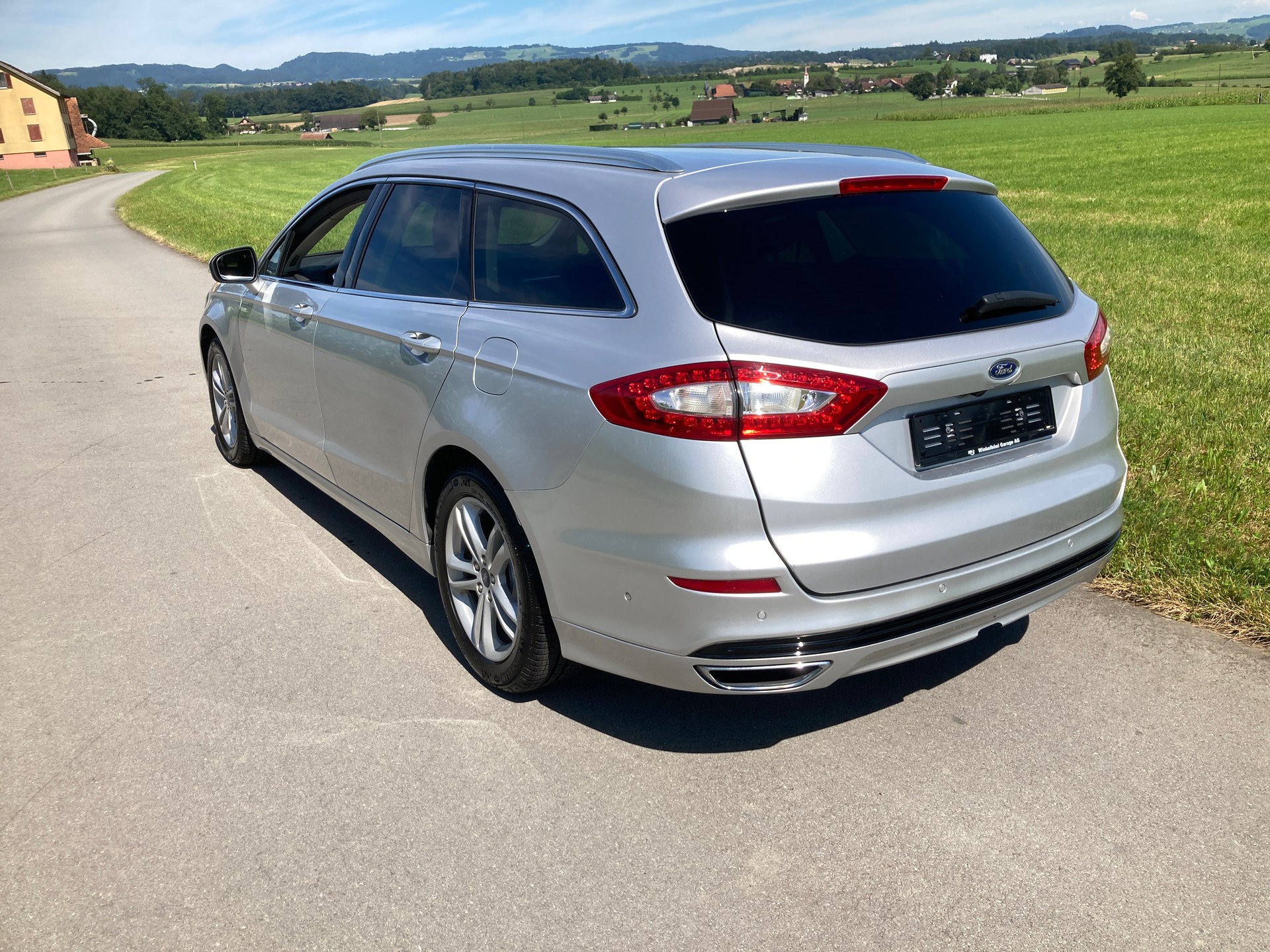 FORD Mondeo 2.0 TDCi Titanium AWD PowerShift *Anhängerkupplung*-image-3