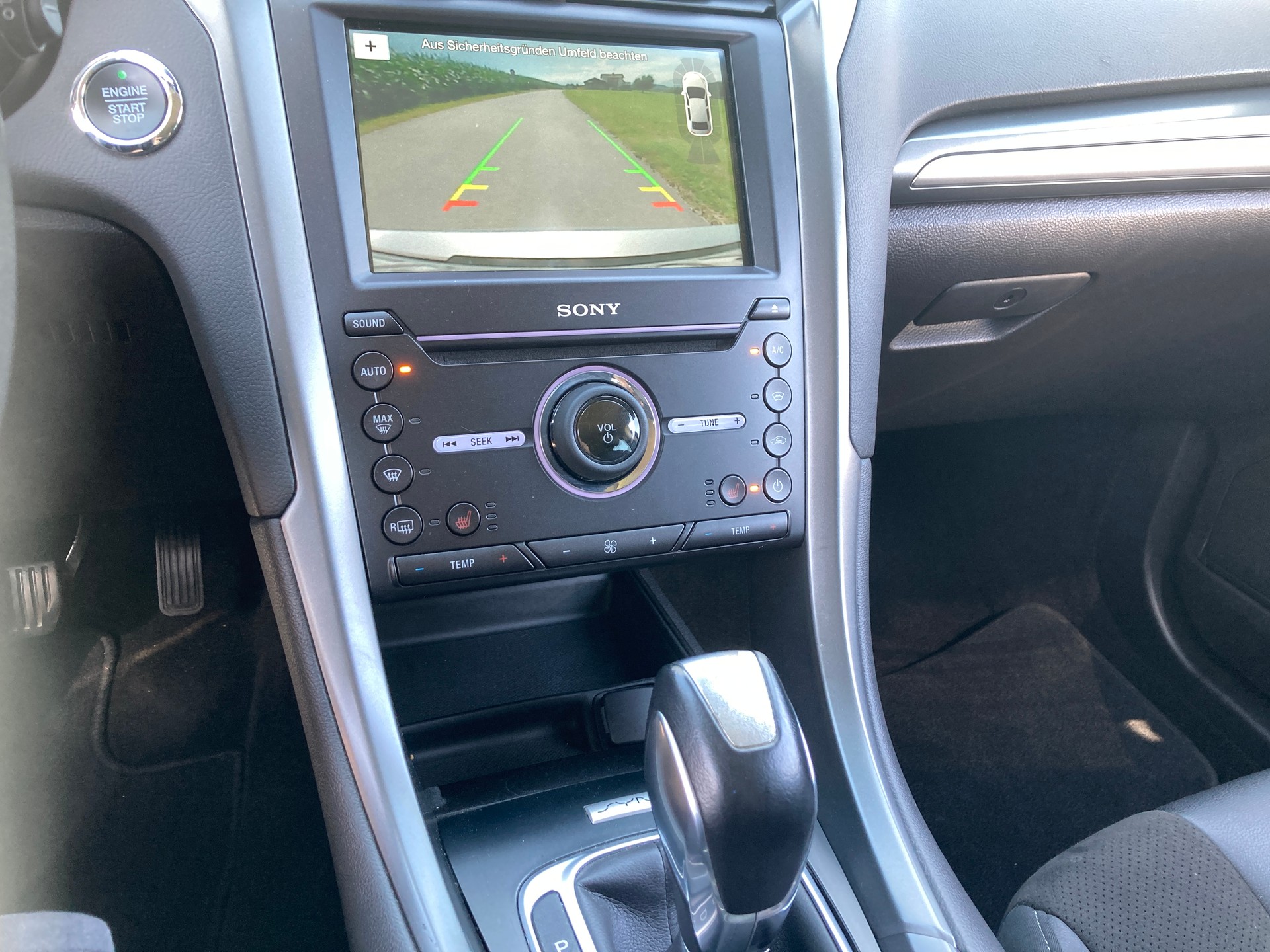 FORD Mondeo 2.0 TDCi Titanium AWD PowerShift *Anhängerkupplung*-image-11