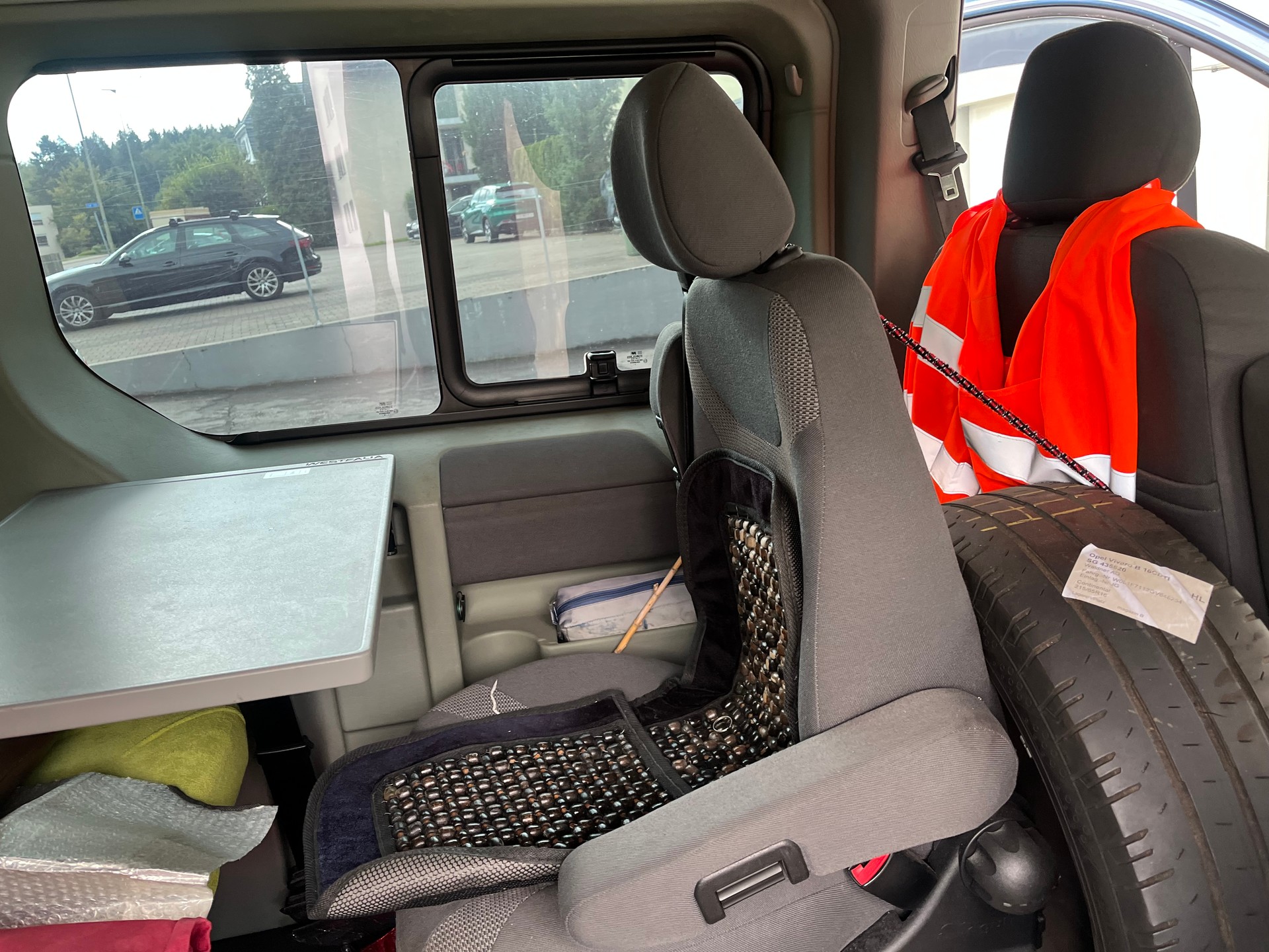 OPEL Vivaro Life 2.0CDTI 2.7t L1H1-image-9