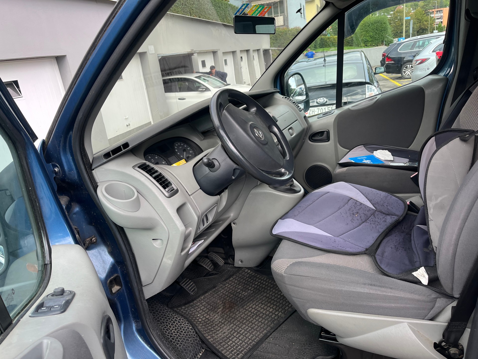 OPEL Vivaro Life 2.0CDTI 2.7t L1H1-image-12