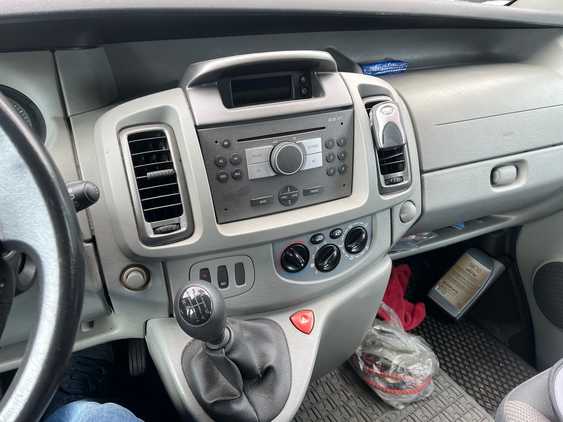 OPEL Vivaro Life 2.0CDTI 2.7t L1H1-image-13