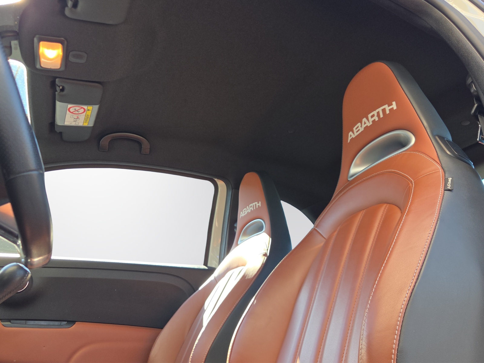 FIAT 595 1.4 16V Turbo Abarth-image-9