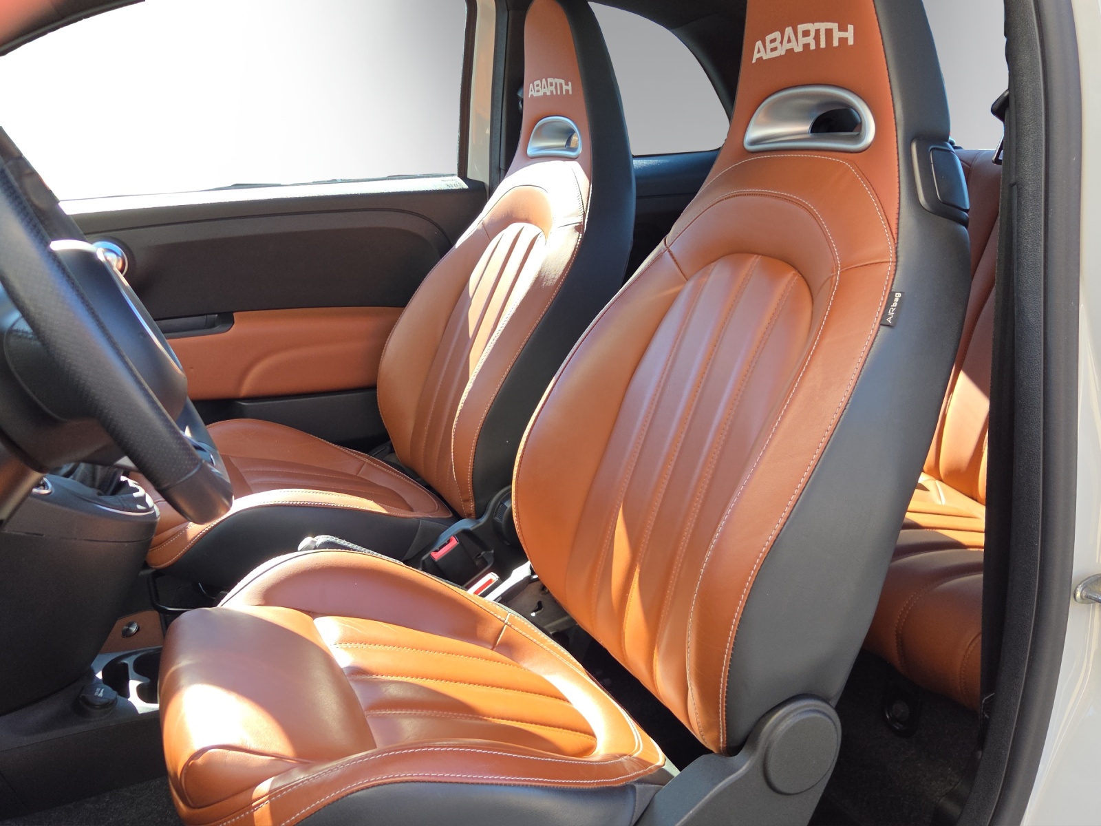 FIAT 595 1.4 16V Turbo Abarth-image-8