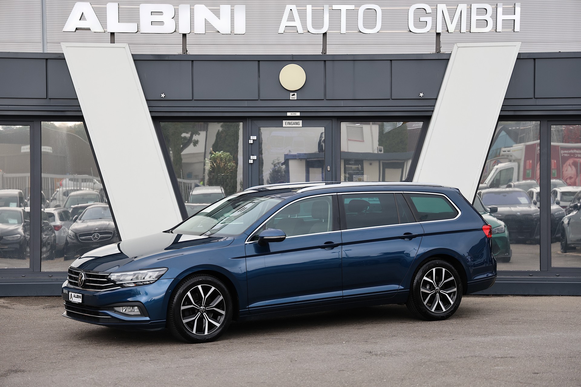 VW Passat Variant 2.0 TDI 150 Business DSG-image-0