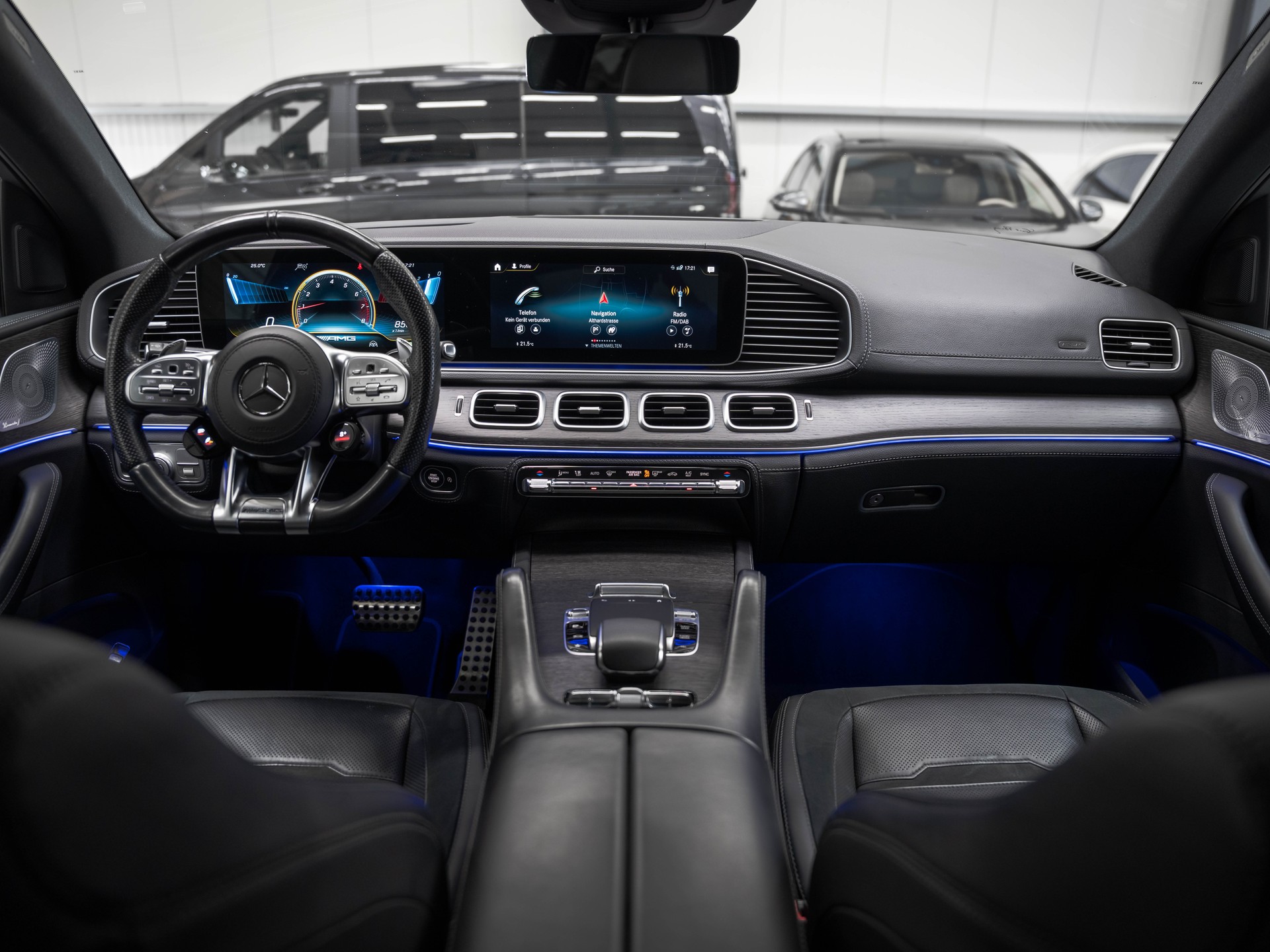 MERCEDES-BENZ GLE Coupé 53 AMG Premium Plus 4Matic+ Speedshift-image-6