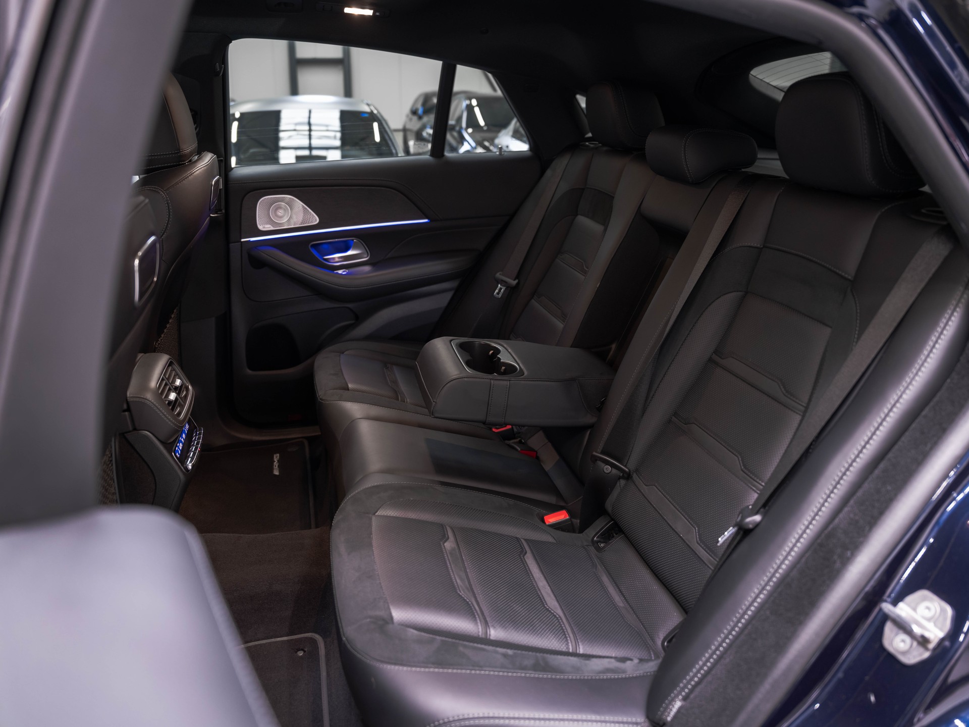 MERCEDES-BENZ GLE Coupé 53 AMG Premium Plus 4Matic+ Speedshift-image-12