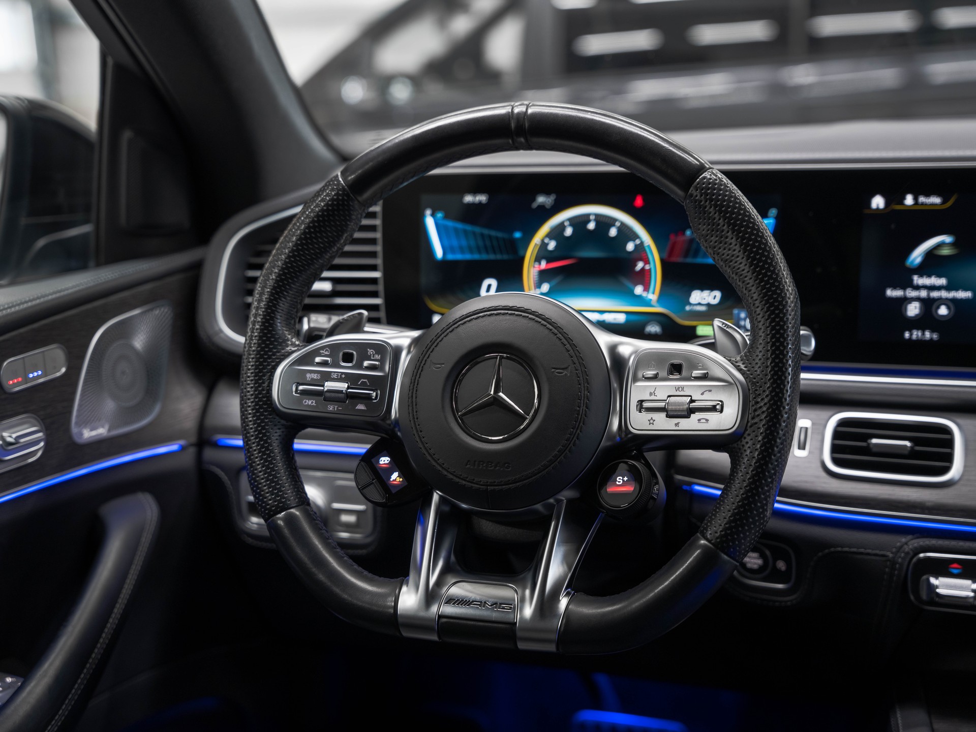MERCEDES-BENZ GLE Coupé 53 AMG Premium Plus 4Matic+ Speedshift-image-20