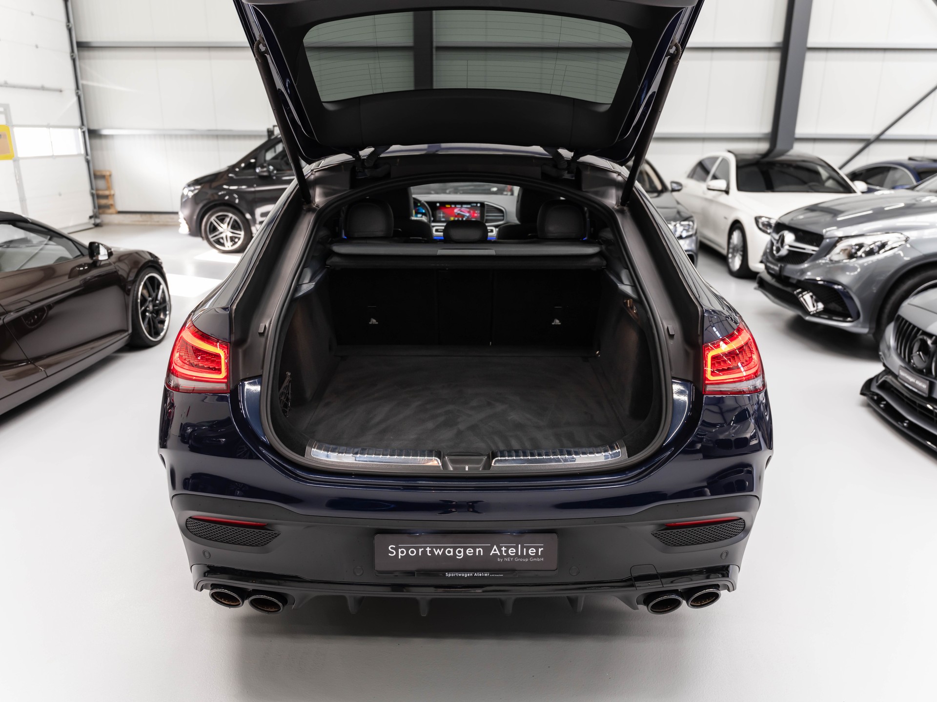 MERCEDES-BENZ GLE Coupé 53 AMG Premium Plus 4Matic+ Speedshift-image-30