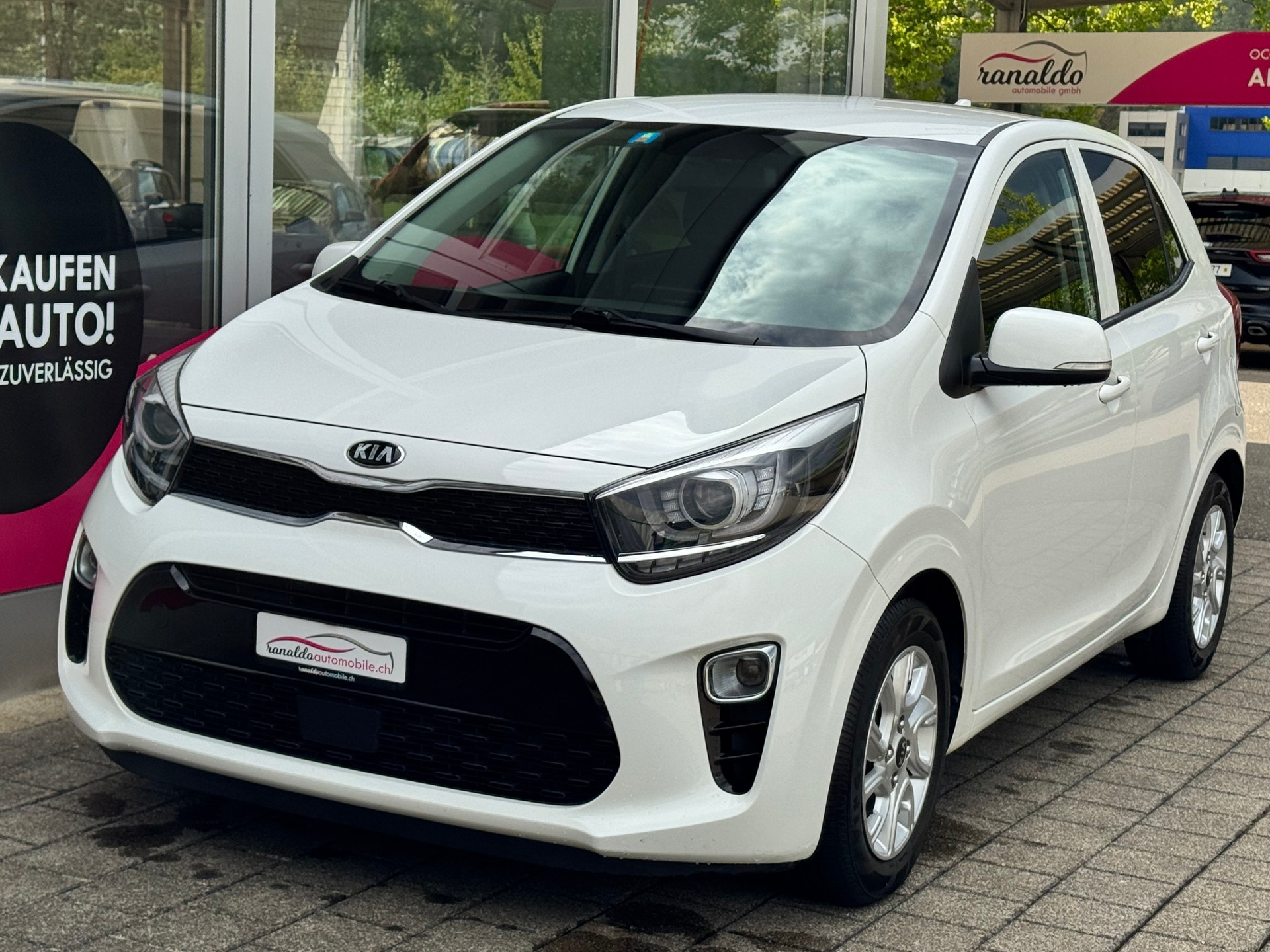 KIA Picanto 1.2 CVVT Swiss City Line+Navigation+Rückfahrkamera+Bluetooth+14"Alu+8-fach+Tempomat+Sitz-/Lenkradheizung+-image-2