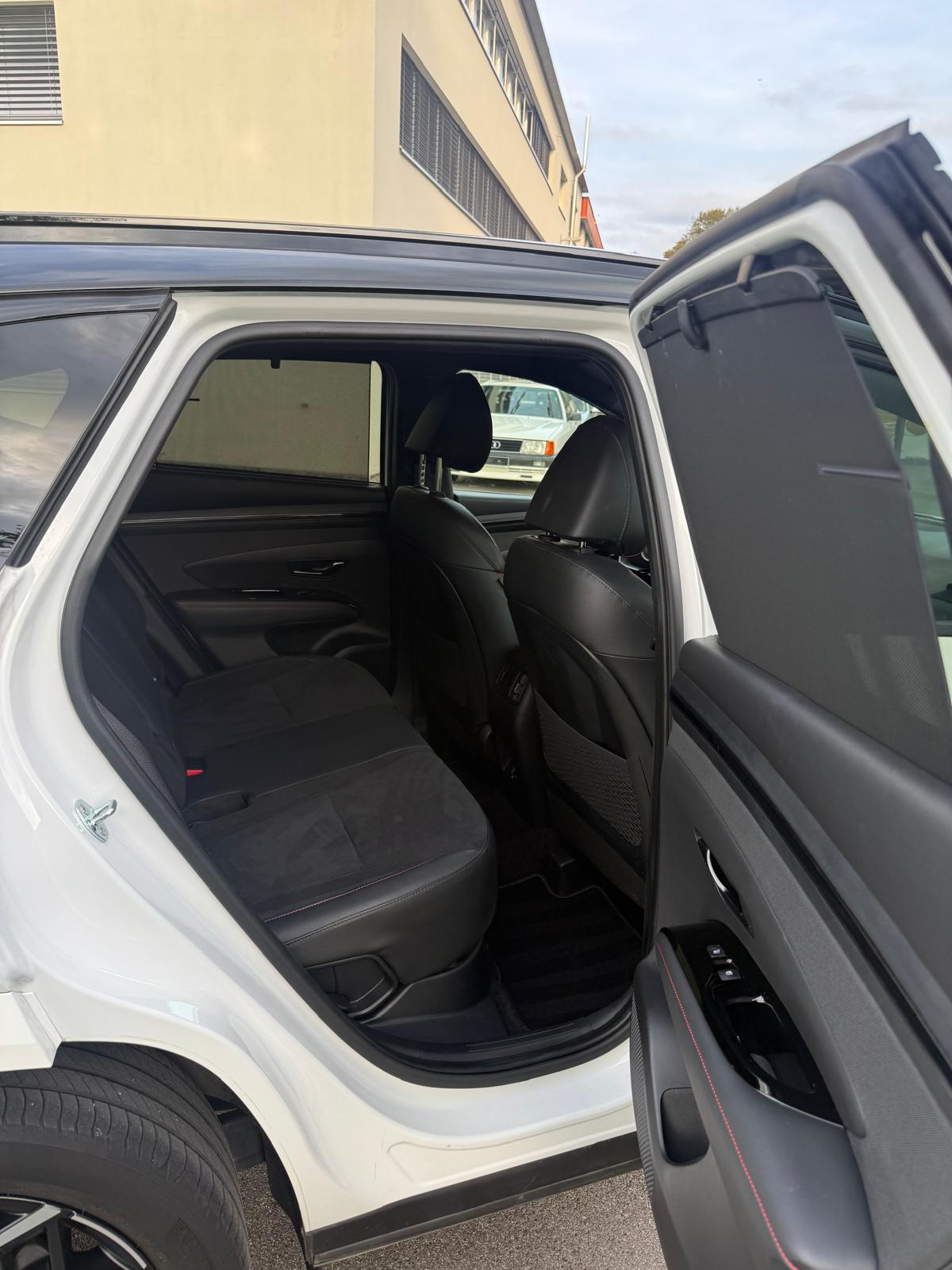 HYUNDAI Tucson 1.6 TGDI HEV N Line 4WD-image-18