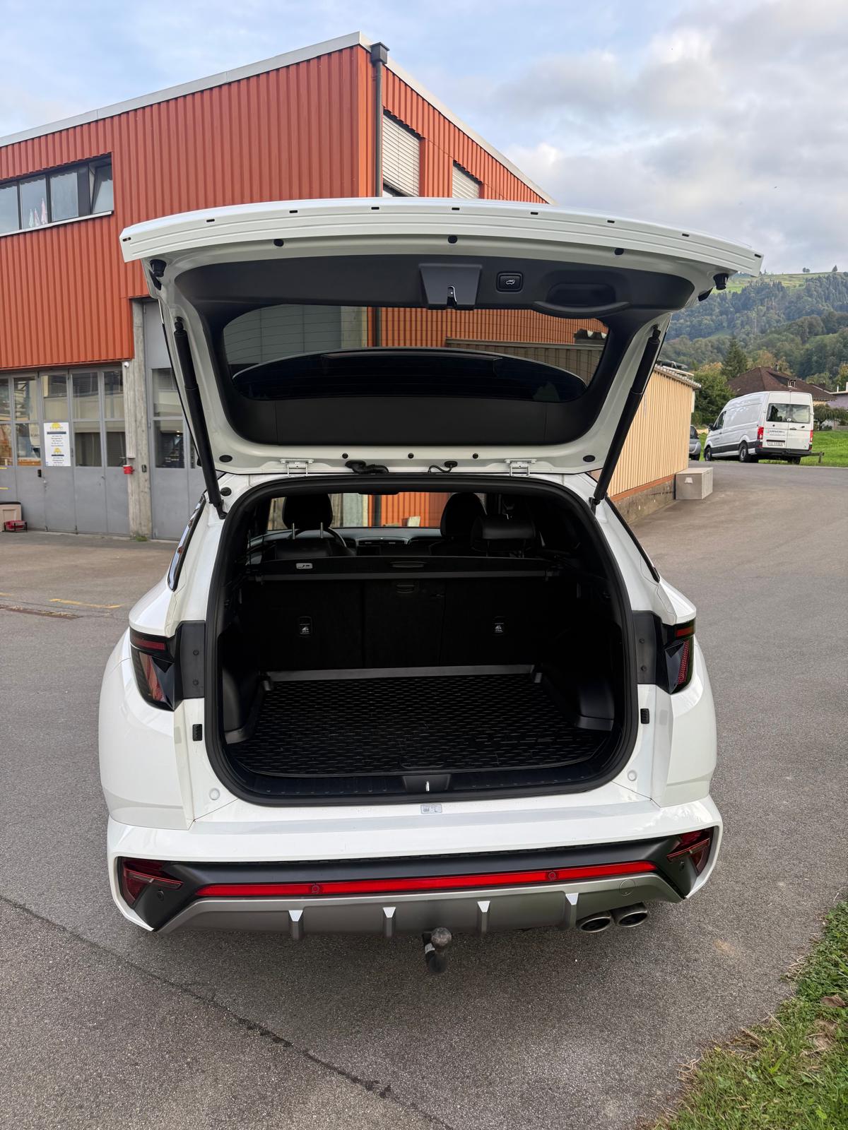 HYUNDAI Tucson 1.6 TGDI HEV N Line 4WD-image-17