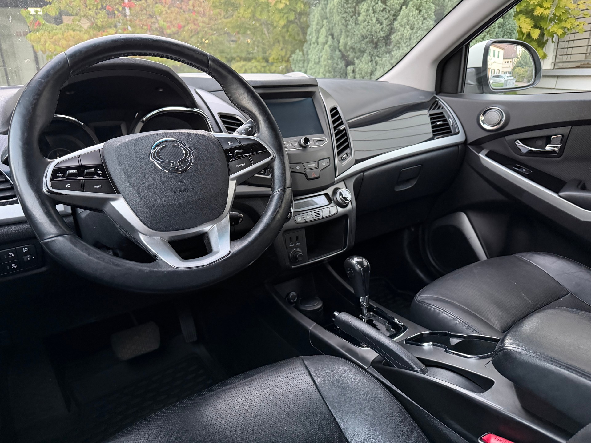 KGM-SsangYong Korando 2.2 e-XDi Sapphire 4x4 4WD Automatic *inkl. Anhängerkupplung*-image-5