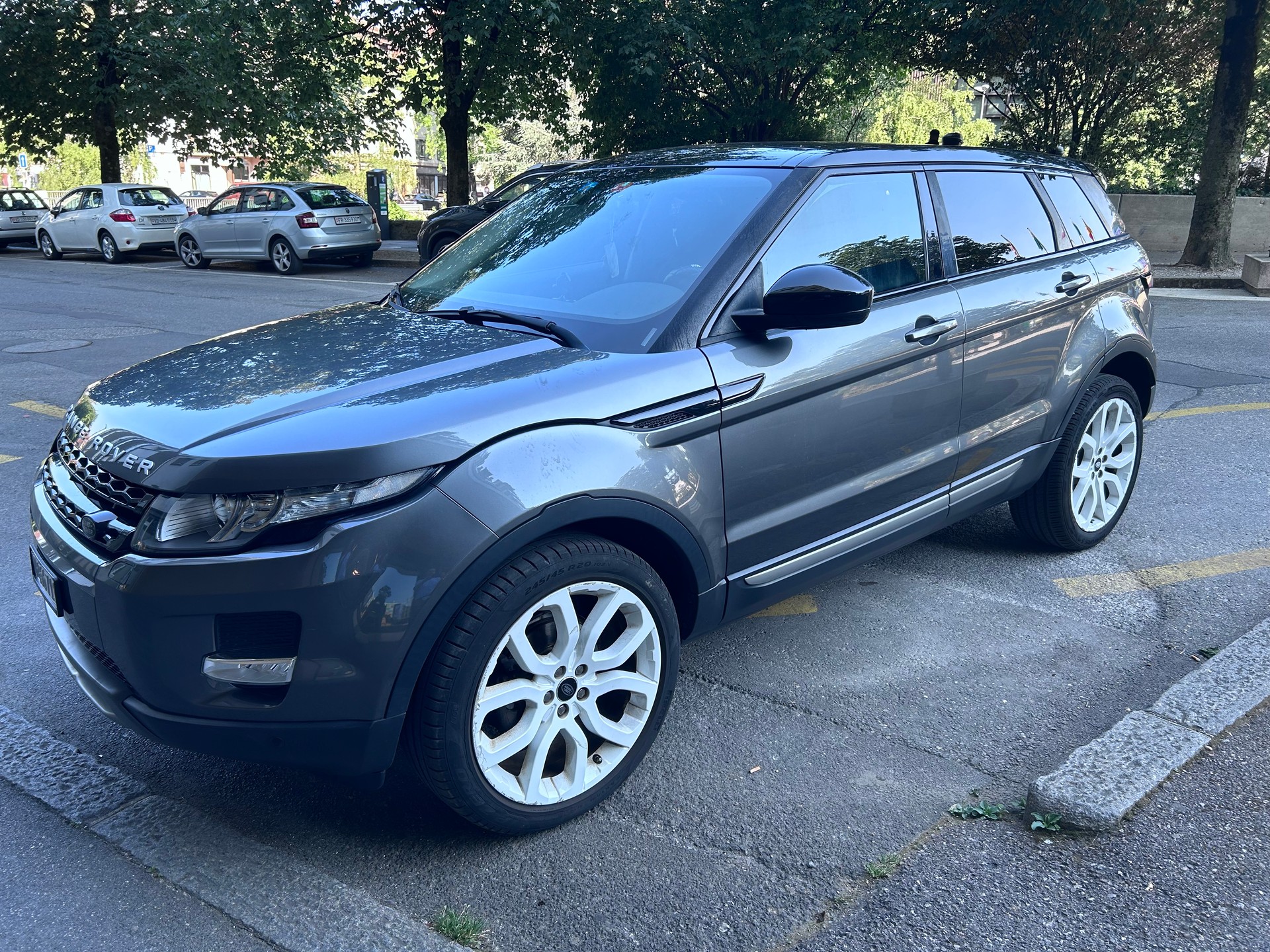LAND ROVER 2.2 TD4 Union Monochrome & Tech-image-0