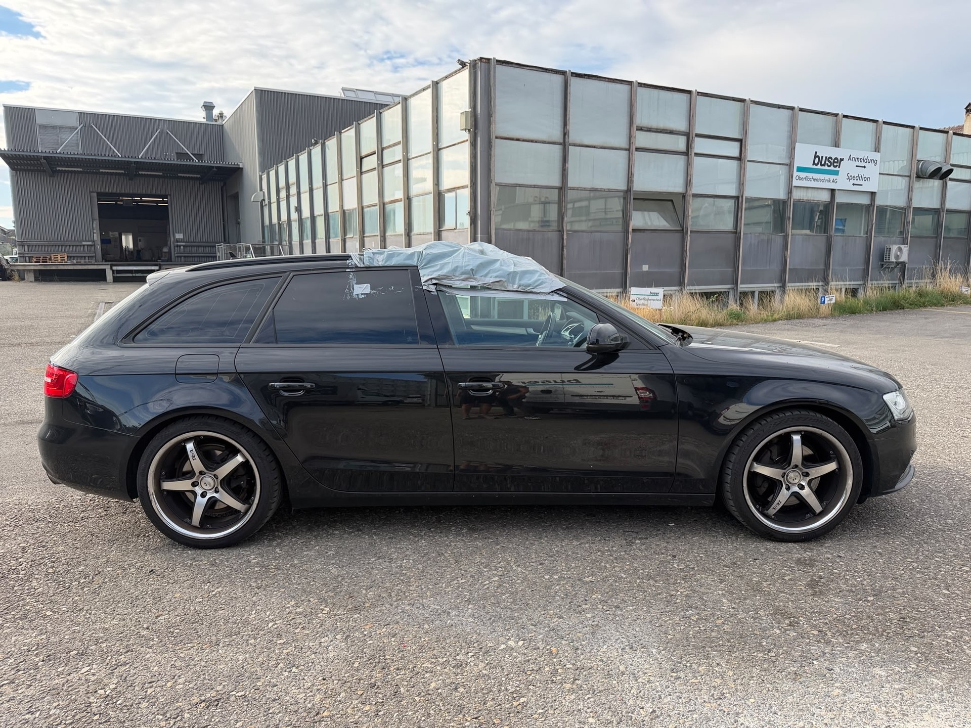 AUDI A4 Avant 2.0 TFSI quattro-image-3