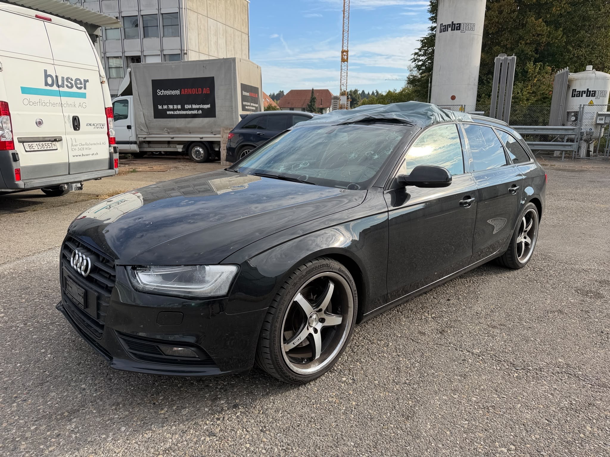 Car photo