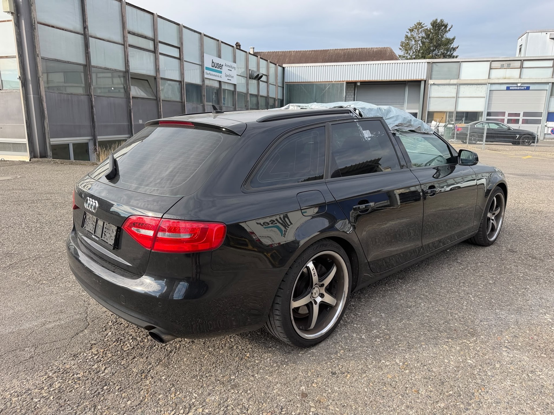 AUDI A4 Avant 2.0 TFSI quattro-image-5