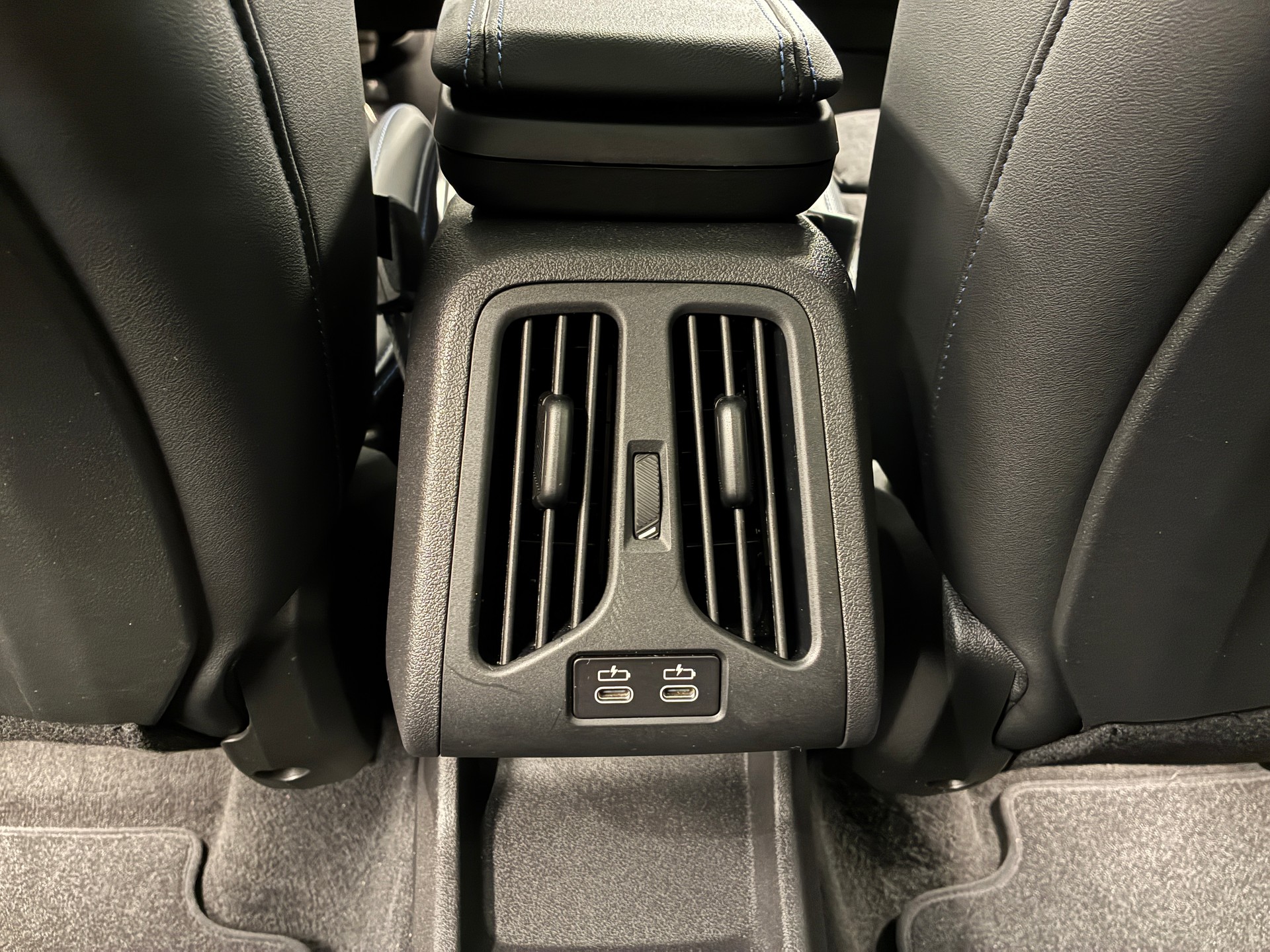 BMW 223i xDrive Active Tourer M Sport-image-17
