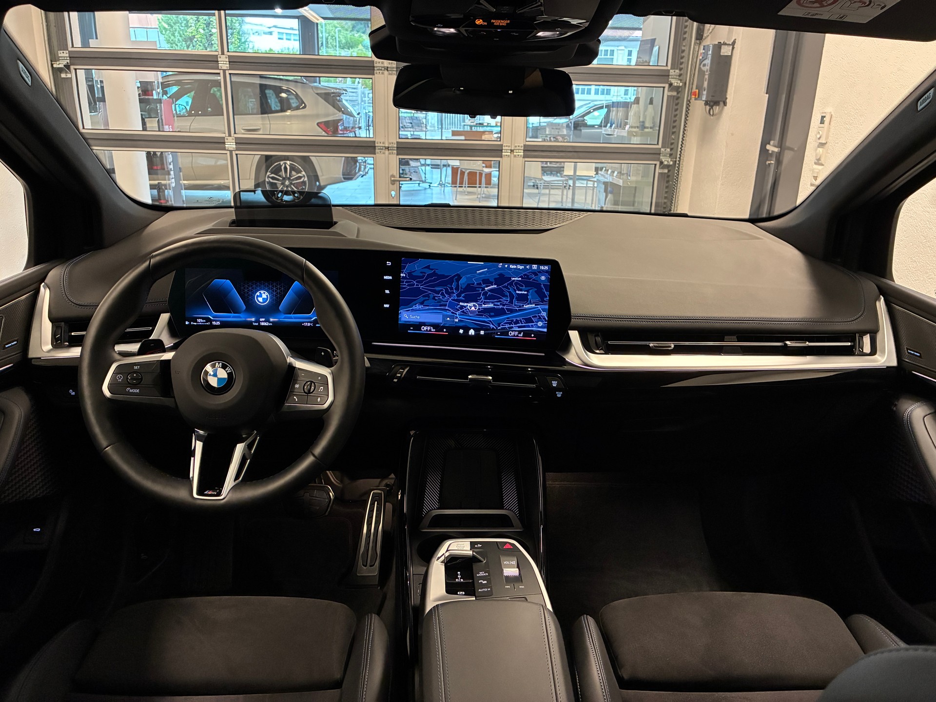 BMW 223i xDrive Active Tourer M Sport-image-11