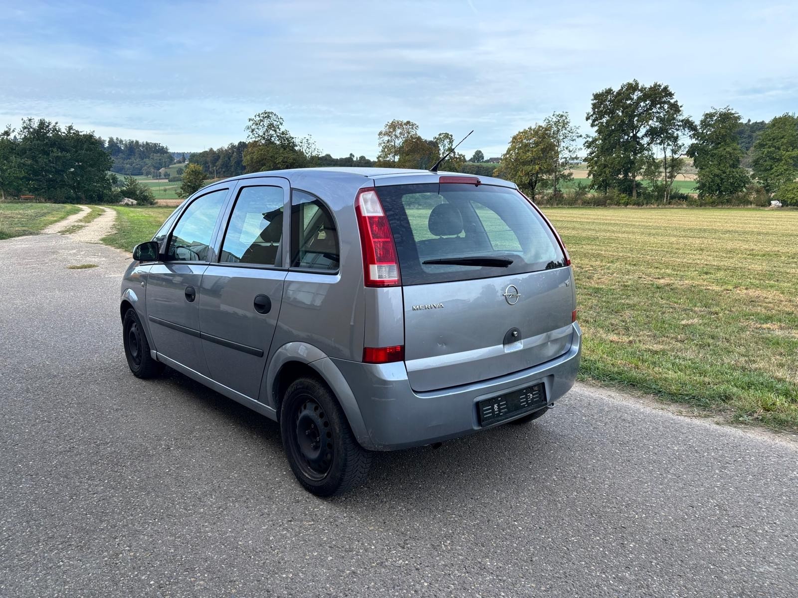 OPEL Meriva 1.6i 16V Linea Fresca-image-3