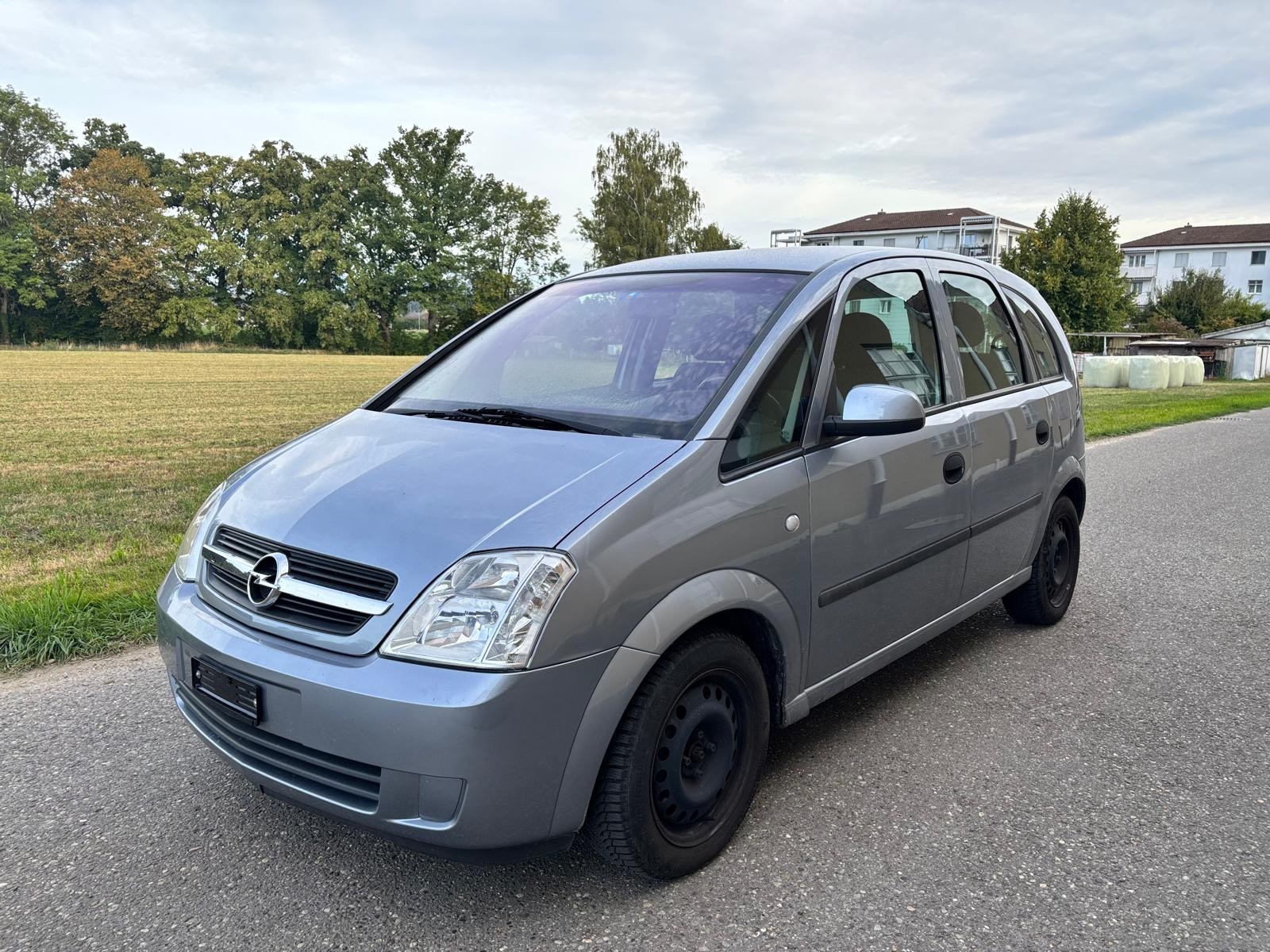 OPEL Meriva 1.6i 16V Linea Fresca-image-0