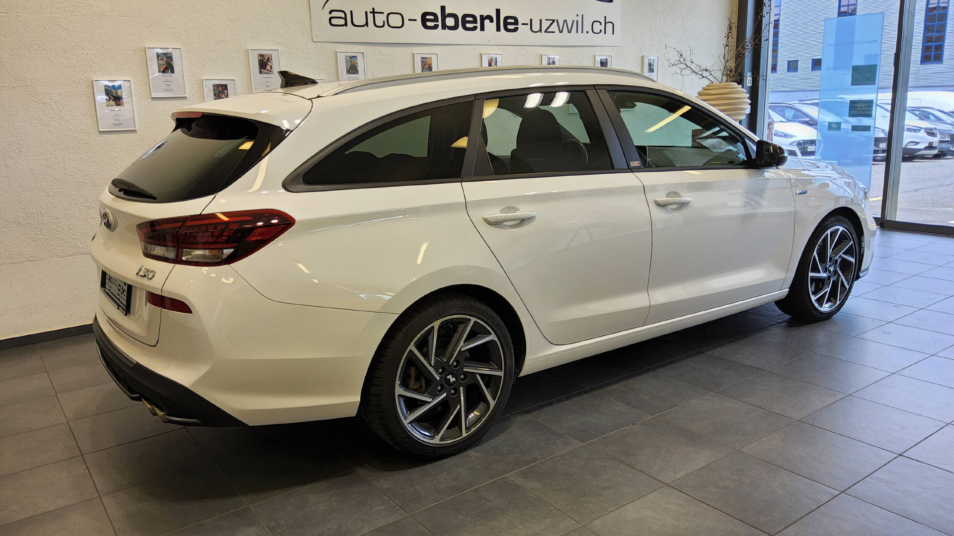 HYUNDAI i30 Wagon 1.5 T-GDi N-Line-image-4