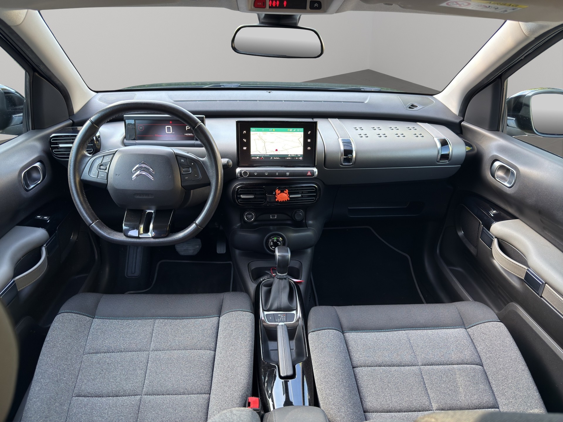 CITROEN C4 Cactus 1.2 Pure Tech Feel EAT6-image-16
