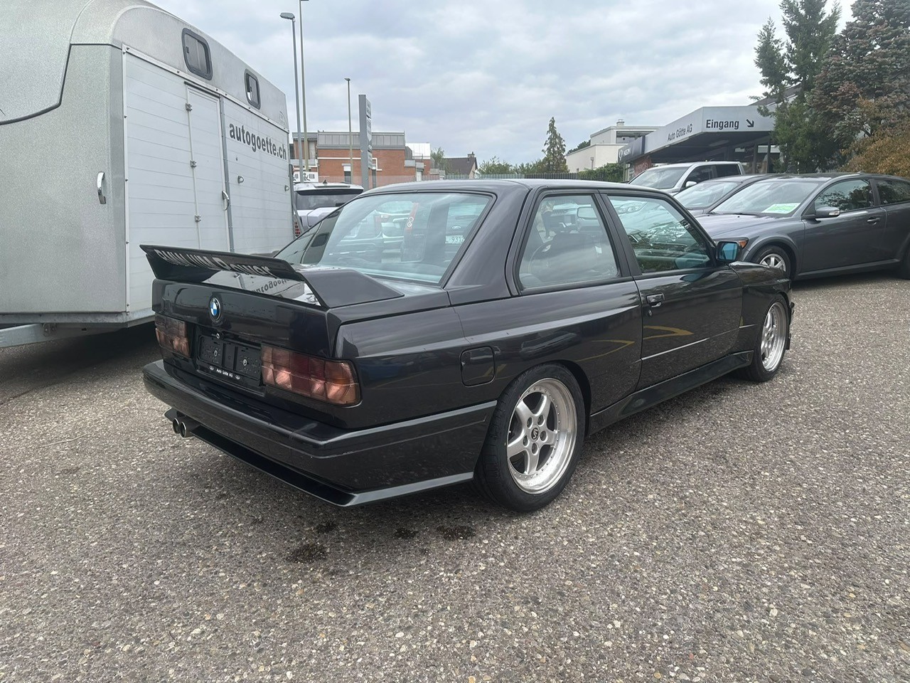 BMW M3-image-2