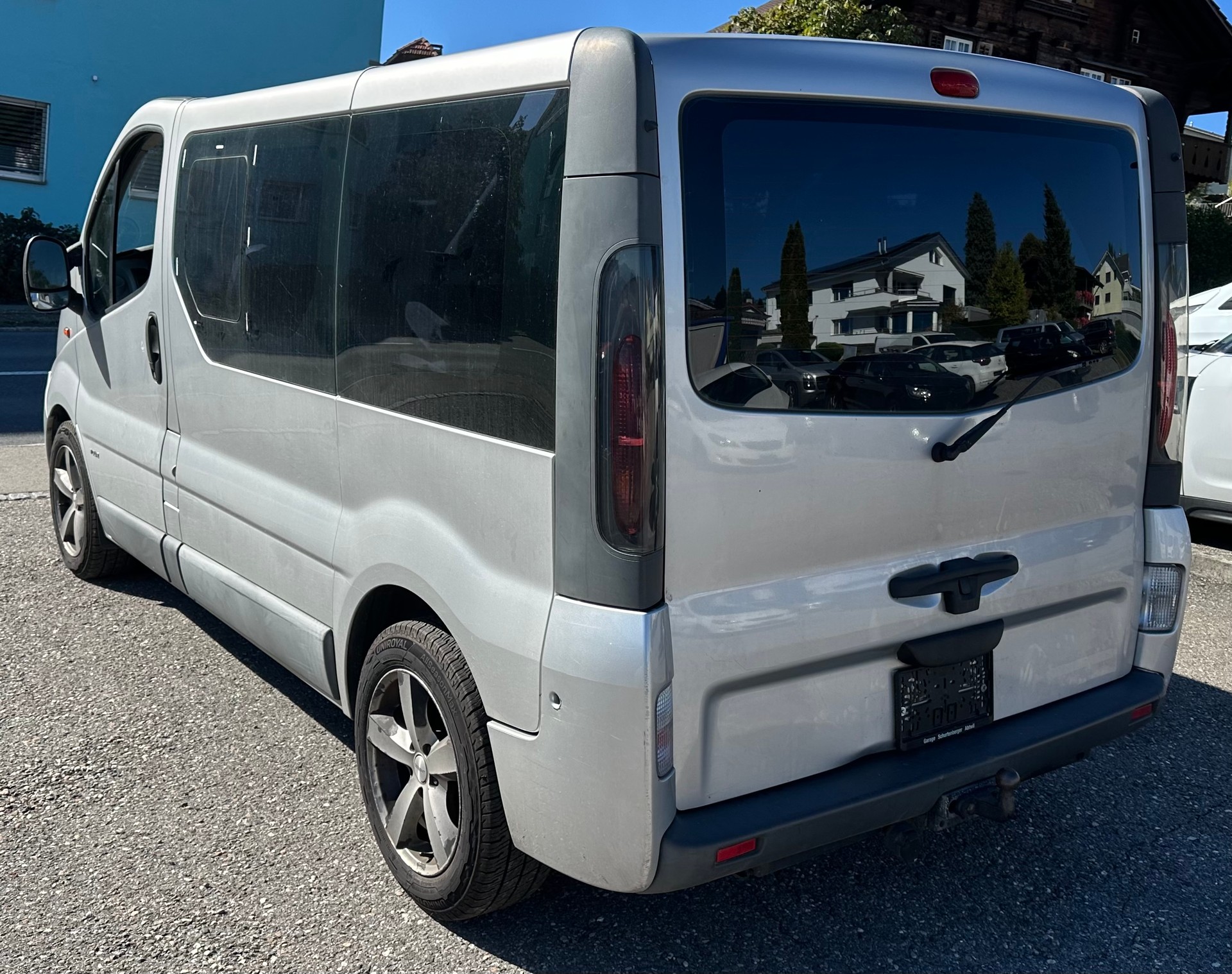 OPEL Vivaro 2.5 CDTI 2.7t-image-3