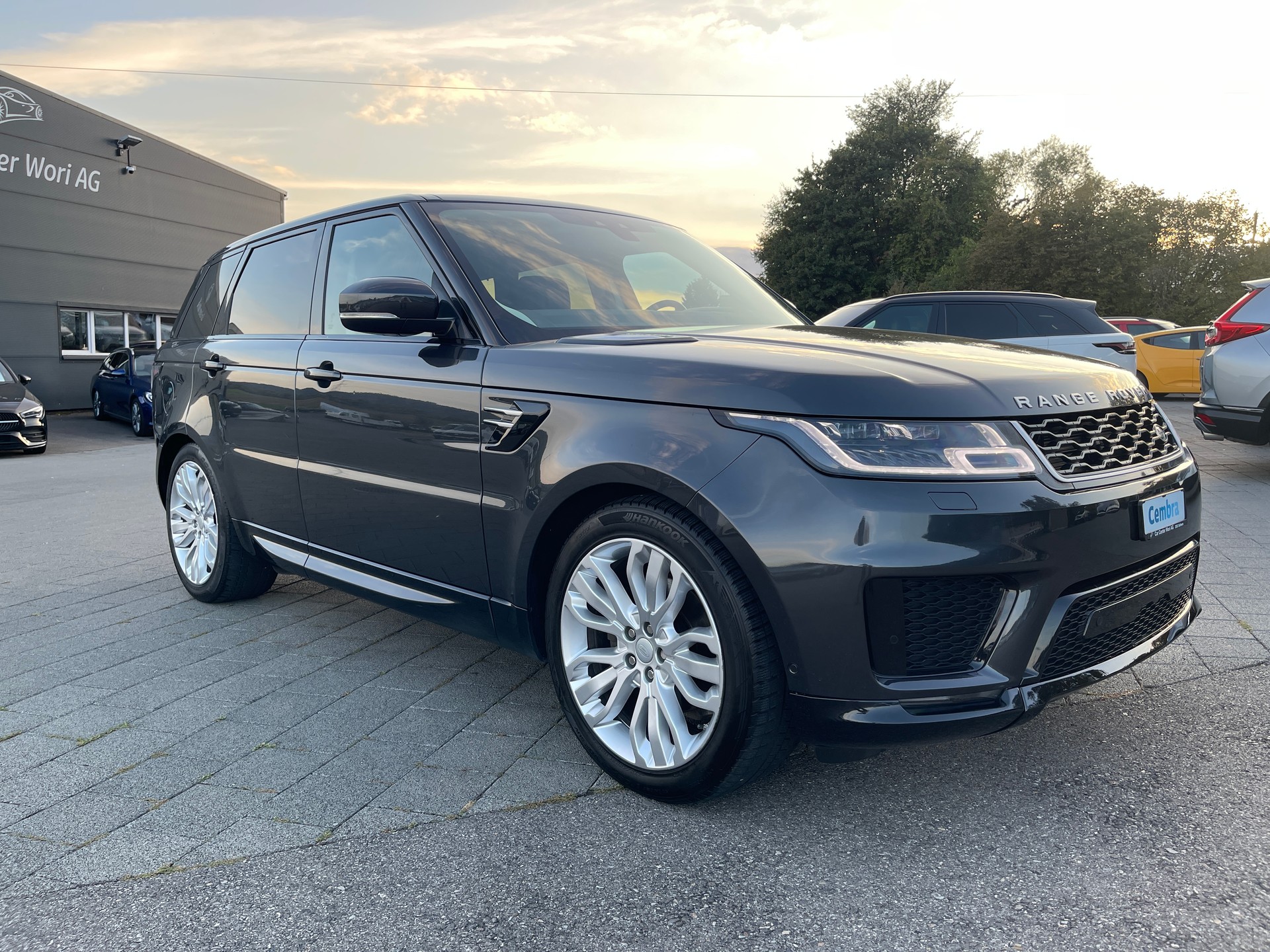LAND ROVER Range Rover Sport 3.0 SDV6 HSE Automatic-image-4