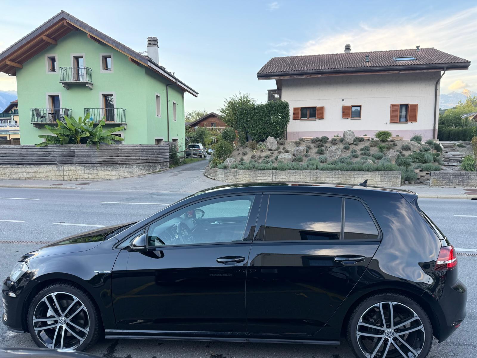 VW Golf 2.0 TDI GTD-image-6