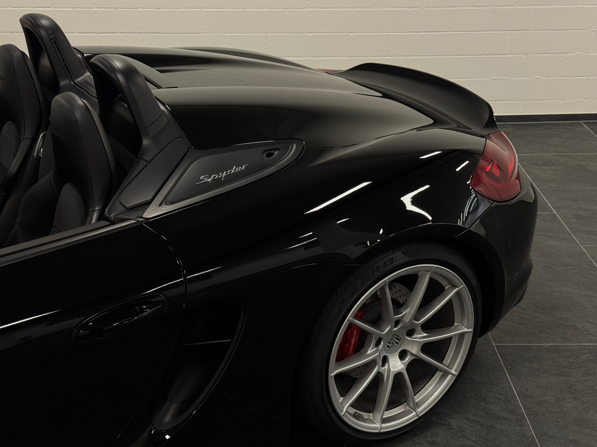 PORSCHE Boxster Spyder 3.8-image-3