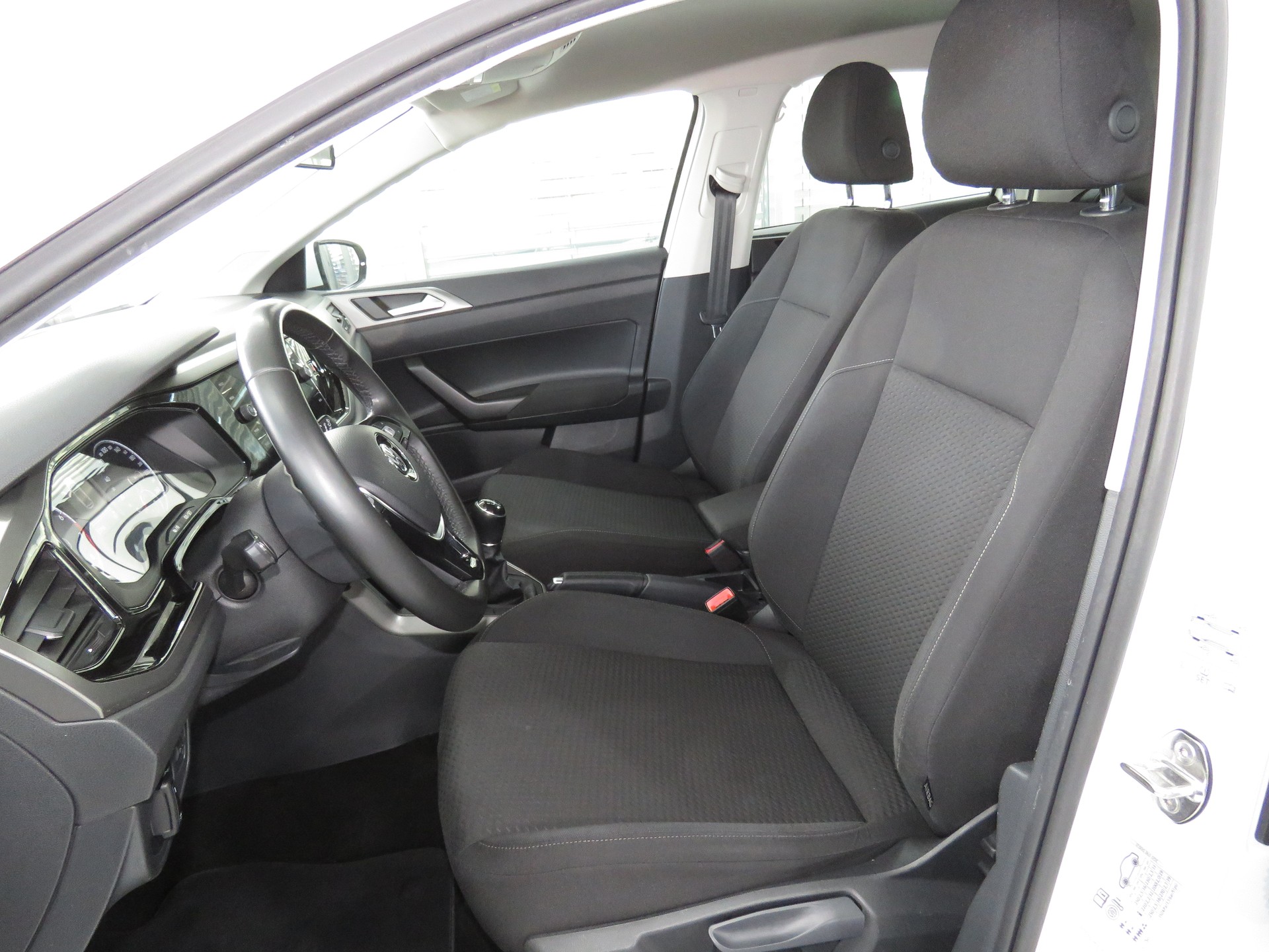 VW Polo 1.0 TSI BMT Comfortline-image-7